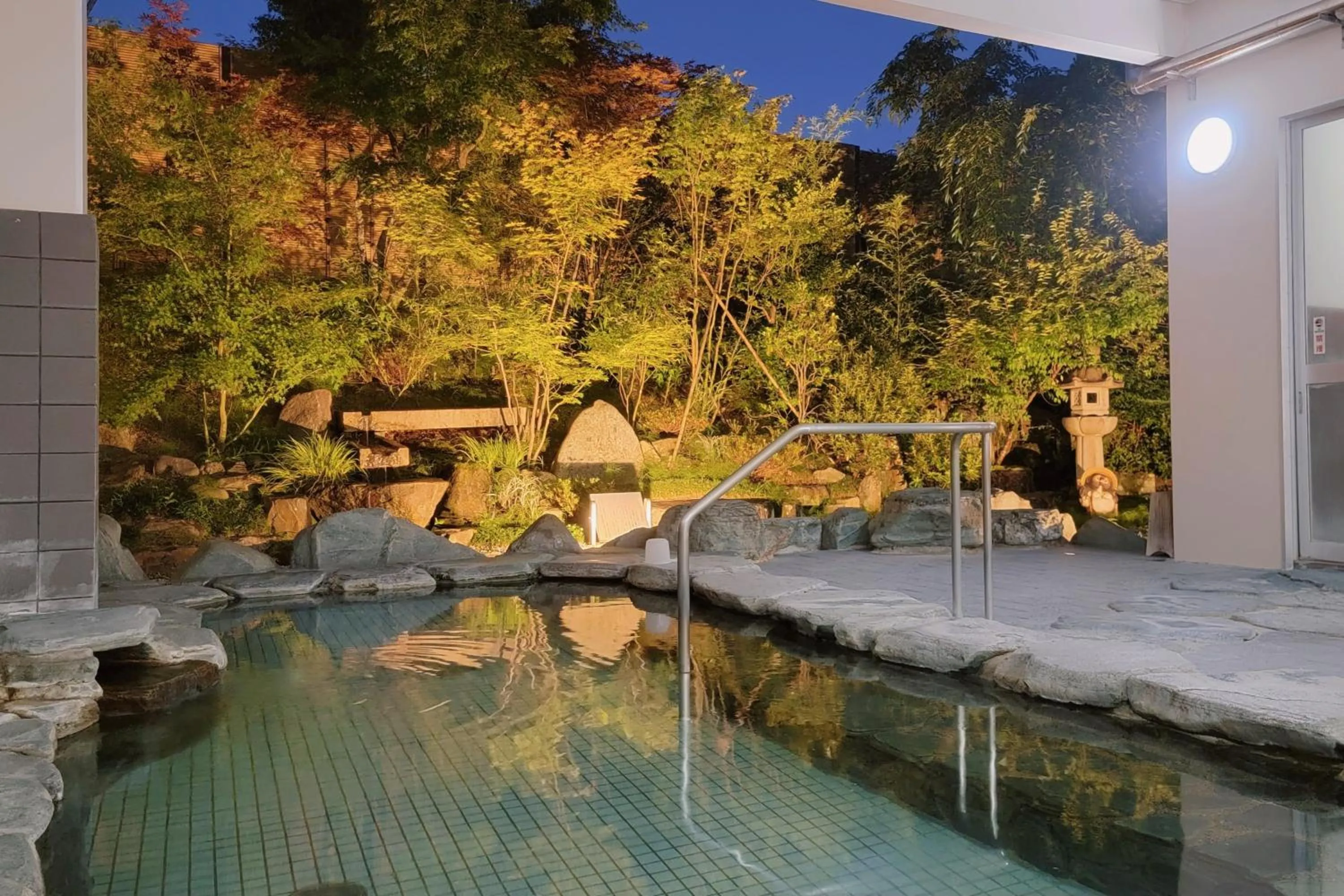 Hot Spring Bath in Hill Hotel Sunpia Iga