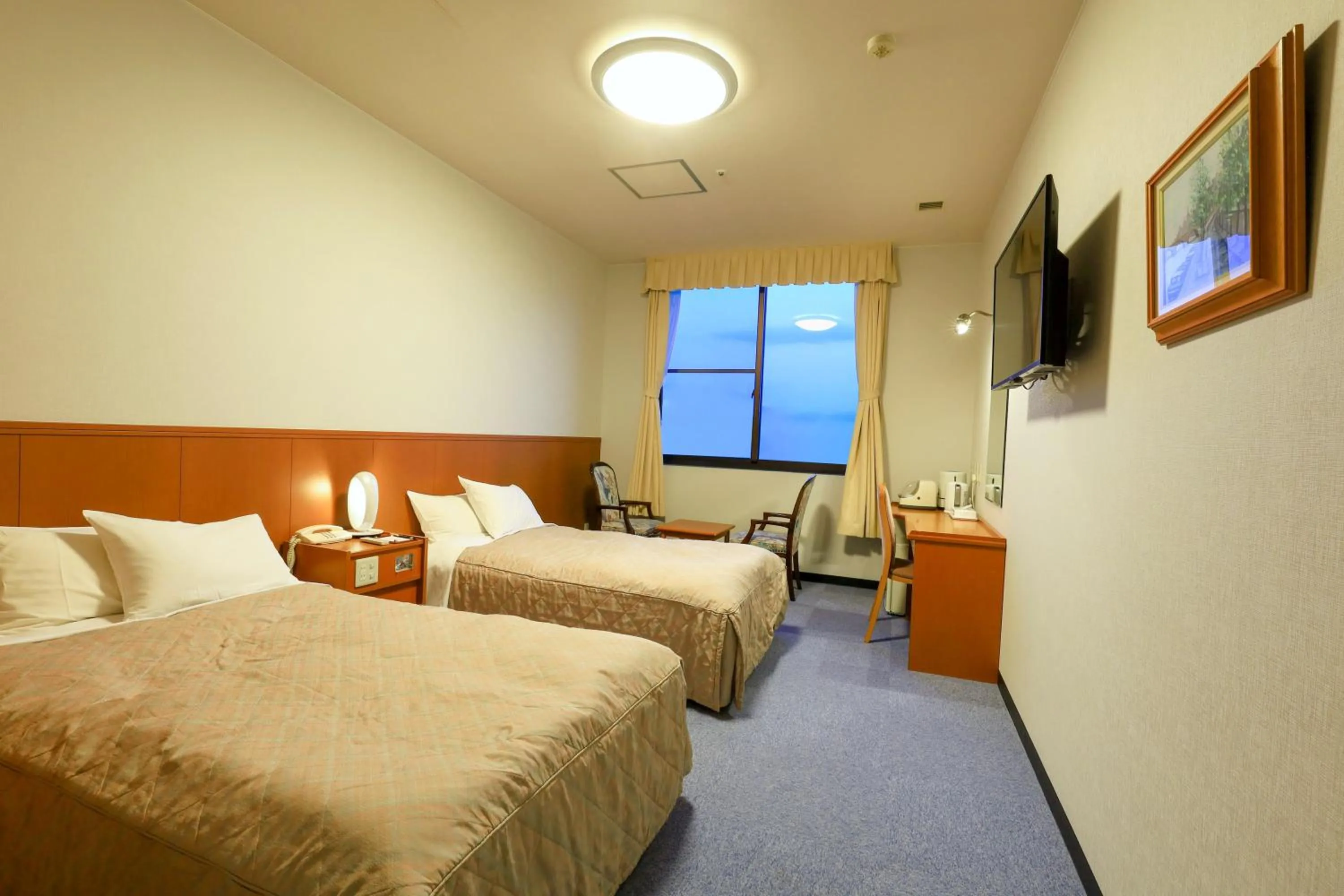 Photo of the whole room, Bed in Hill Hotel Sunpia Iga