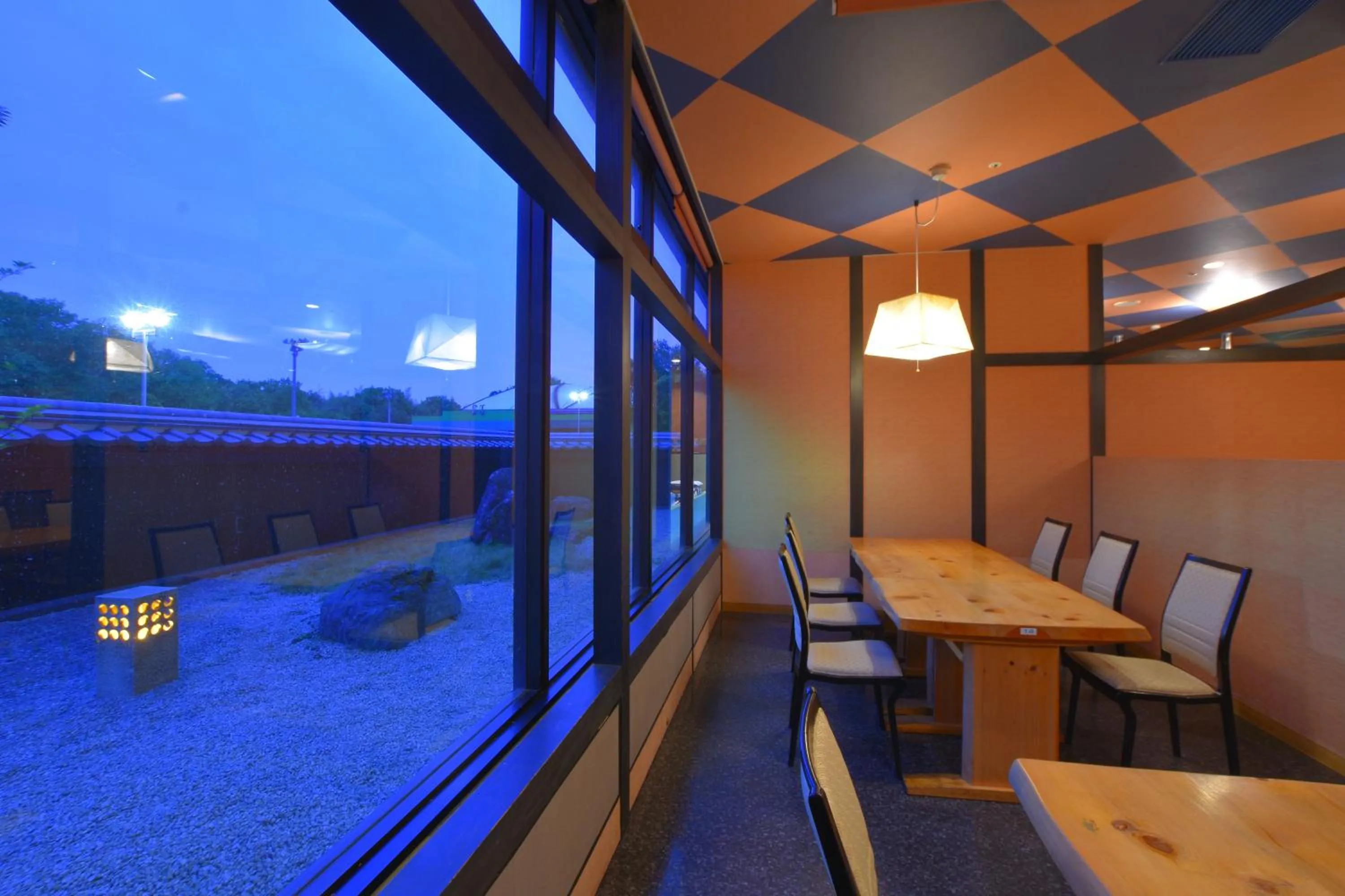 Restaurant/places to eat in Hill Hotel Sunpia Iga