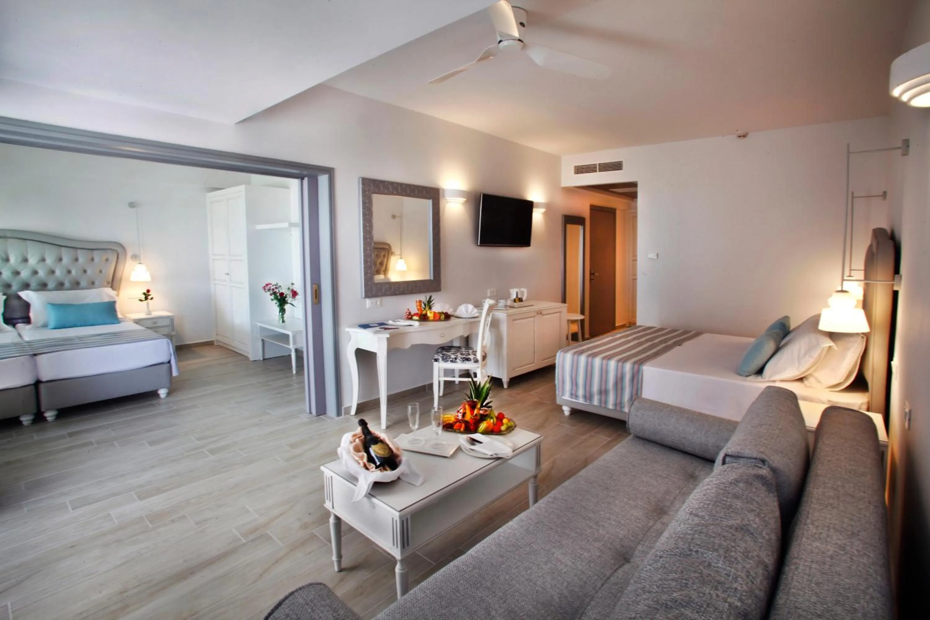 Bedroom, Bed in Rethymno Palace