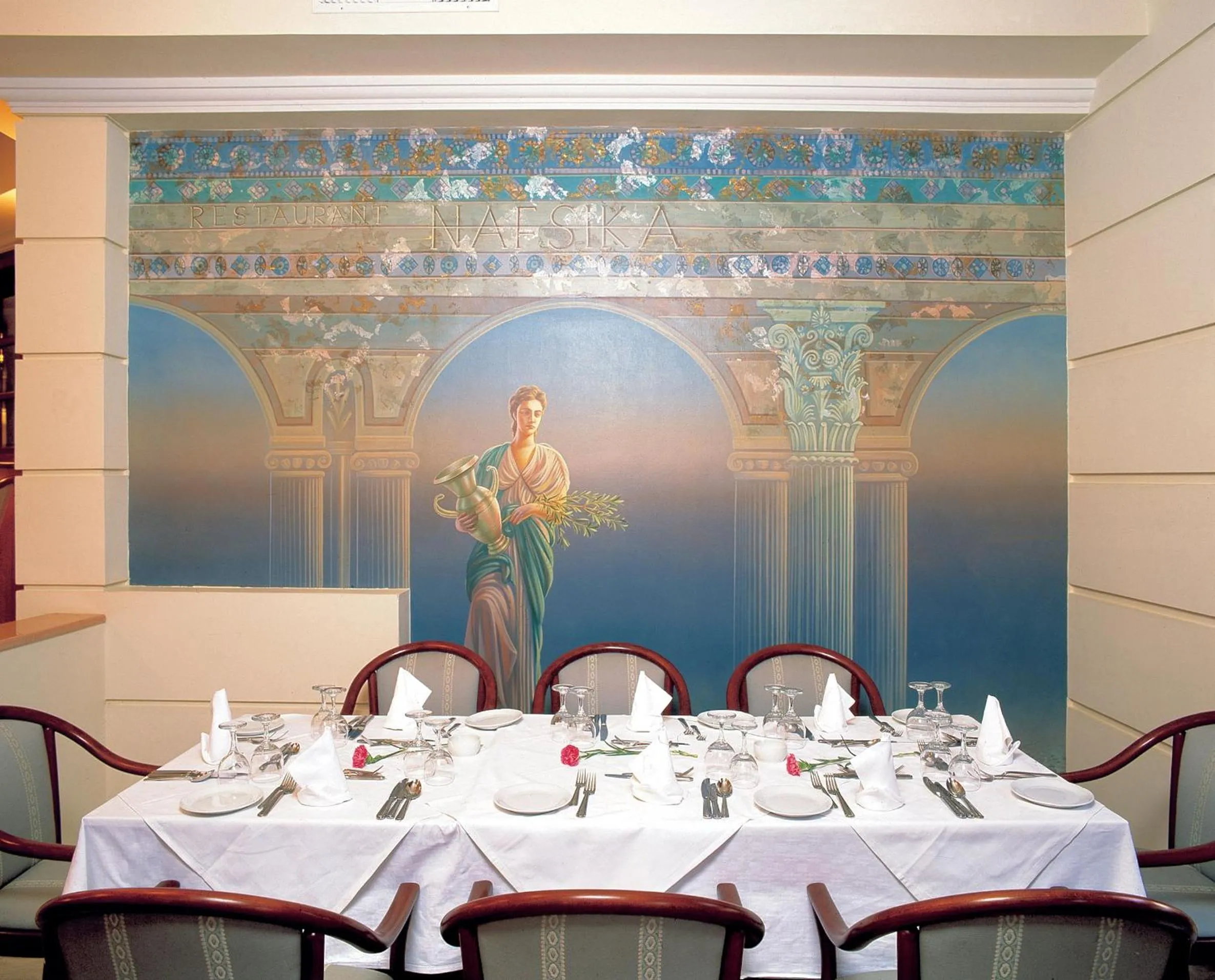 Restaurant/places to eat in Rethymno Palace