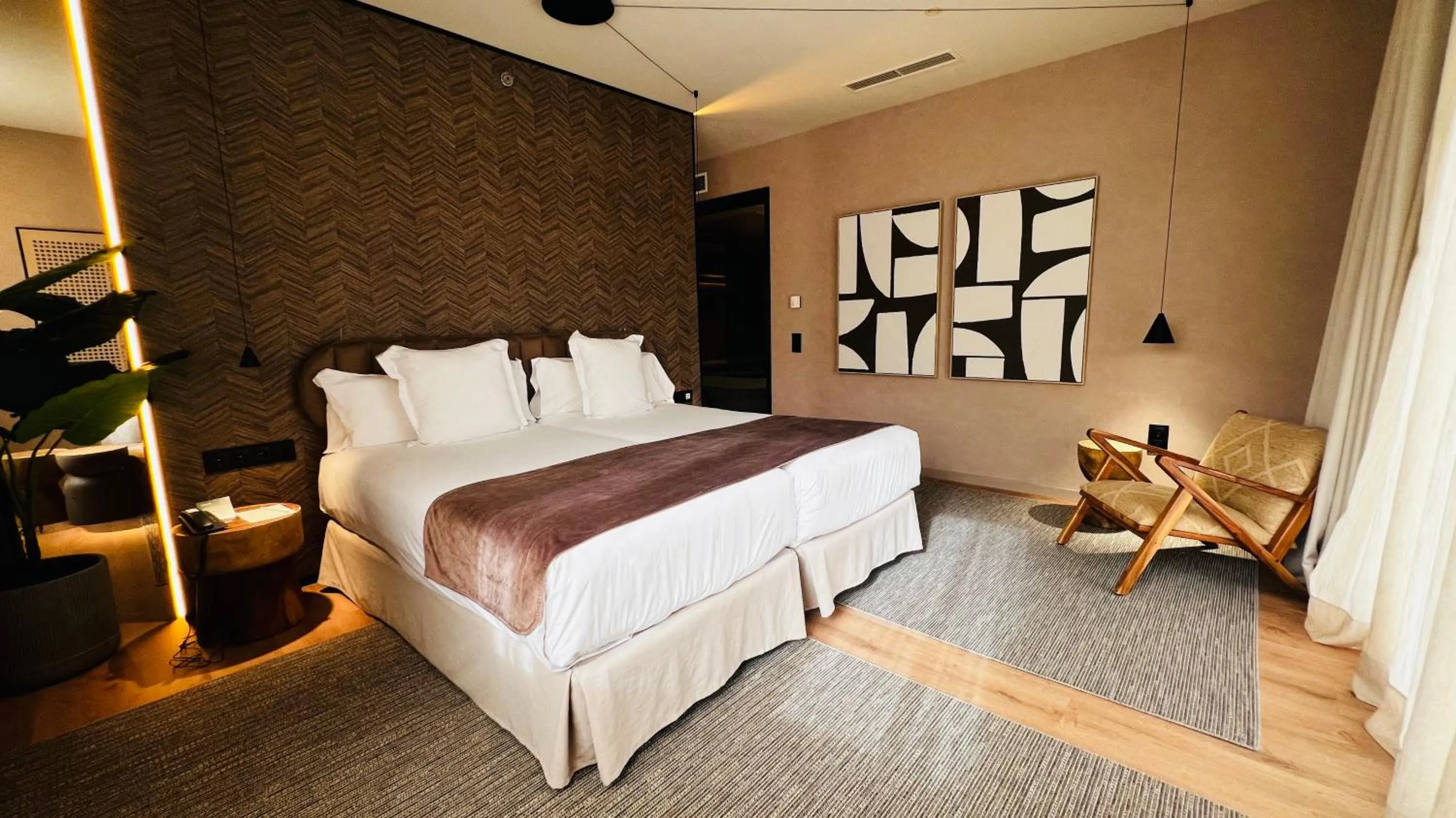 Bed in La Laguna Gran Hotel