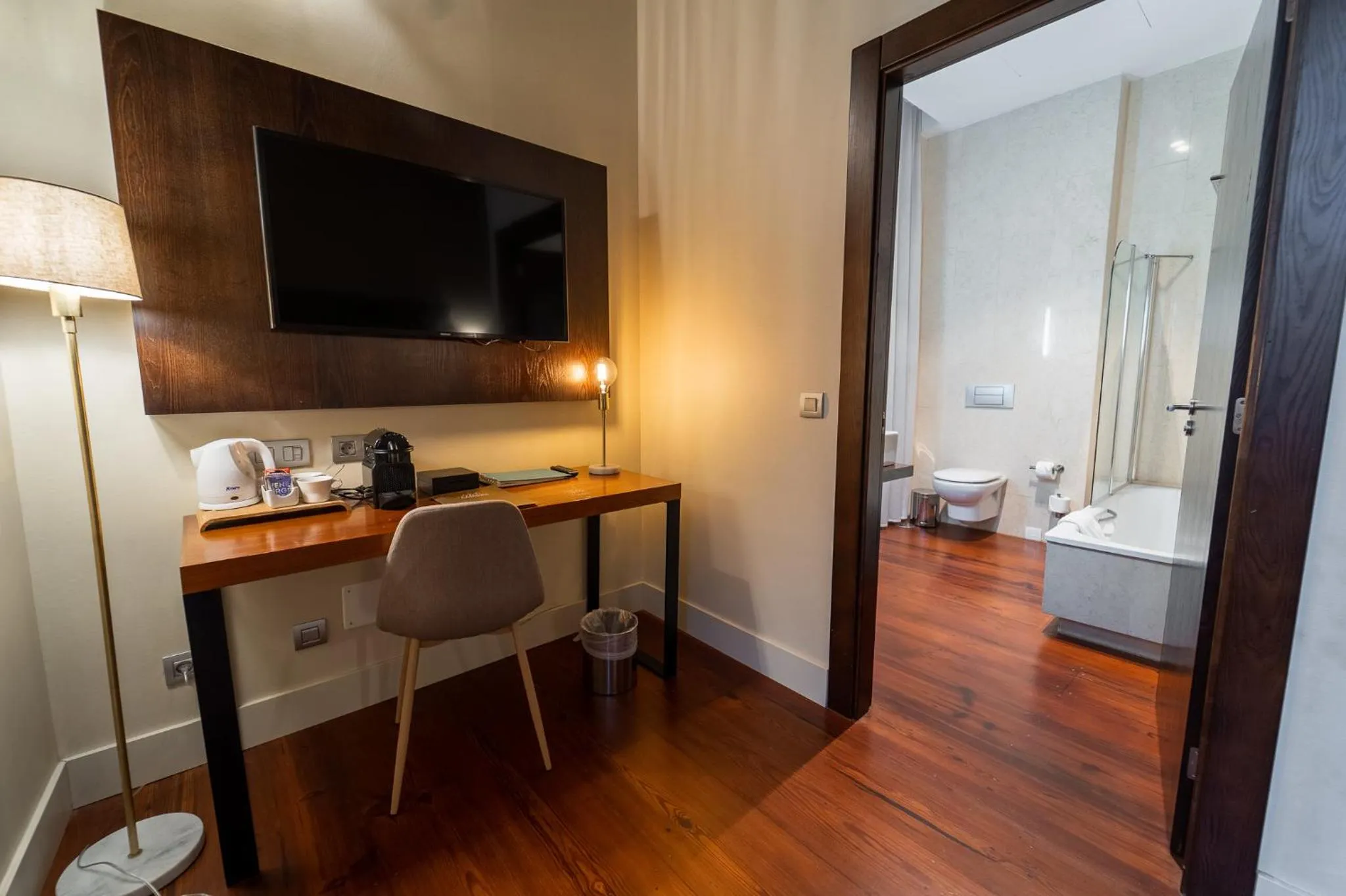 TV and multimedia, Bed in La Laguna Gran Hotel