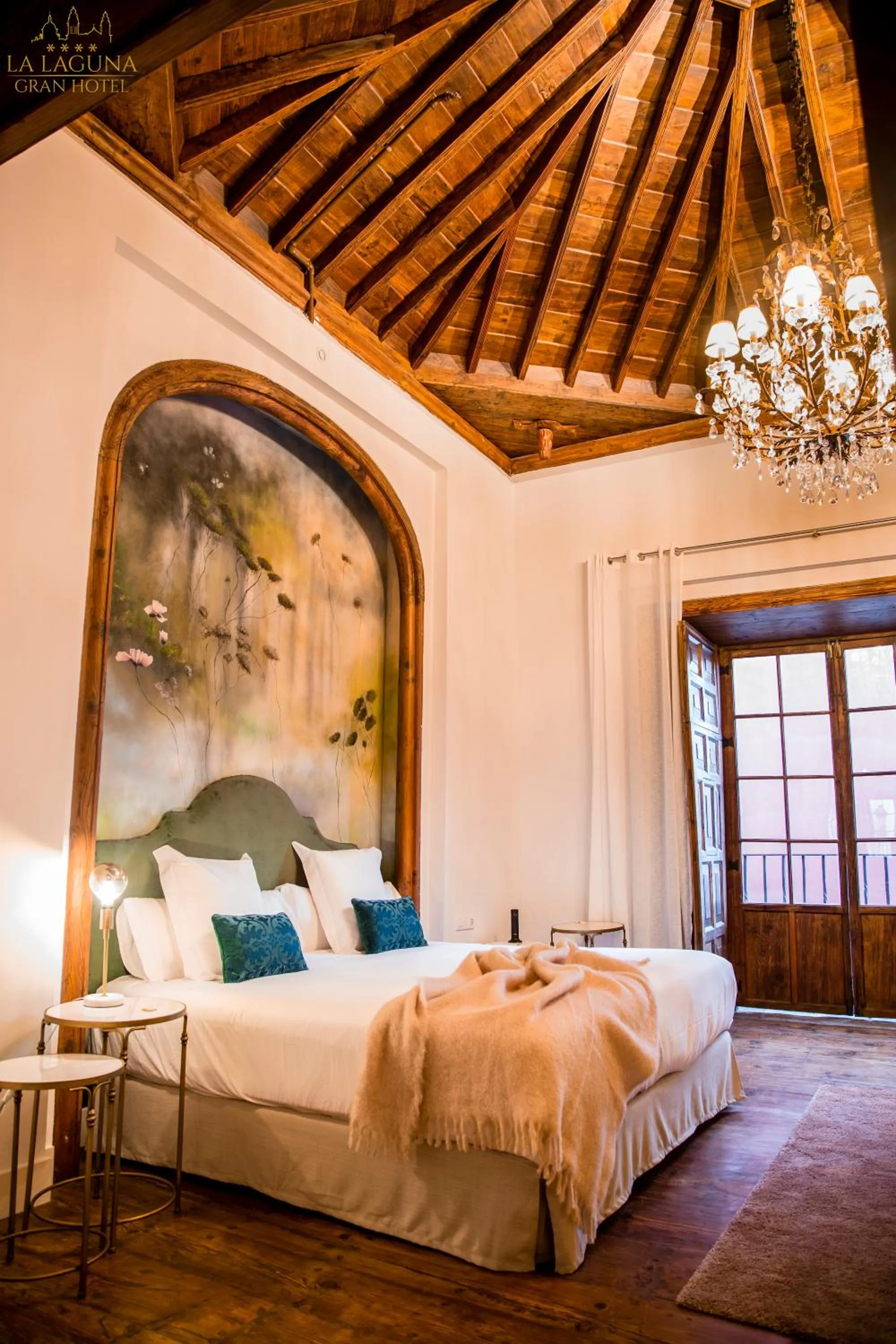 Bed in La Laguna Gran Hotel