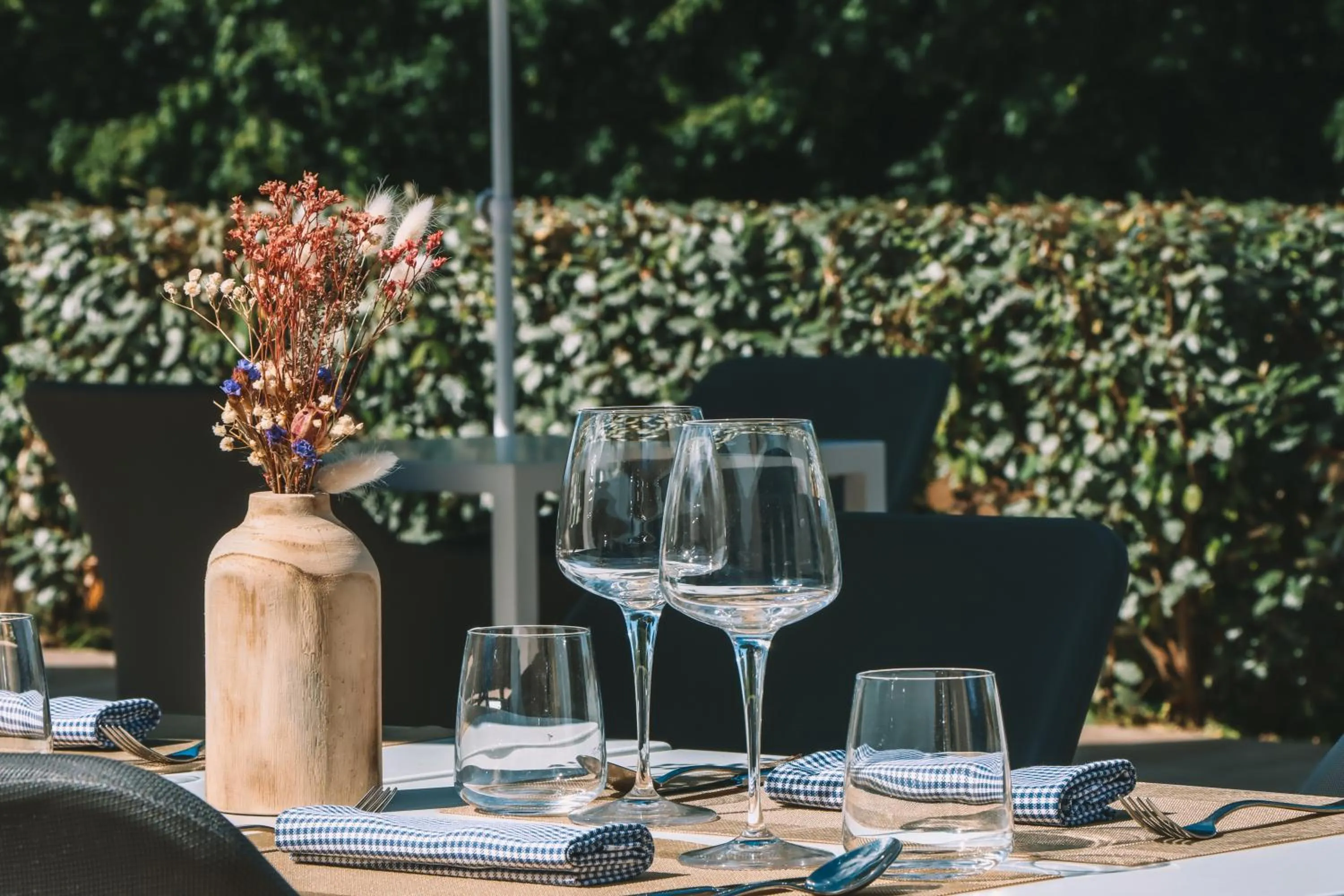 Patio in Hôtel Les Jardins de Deauville