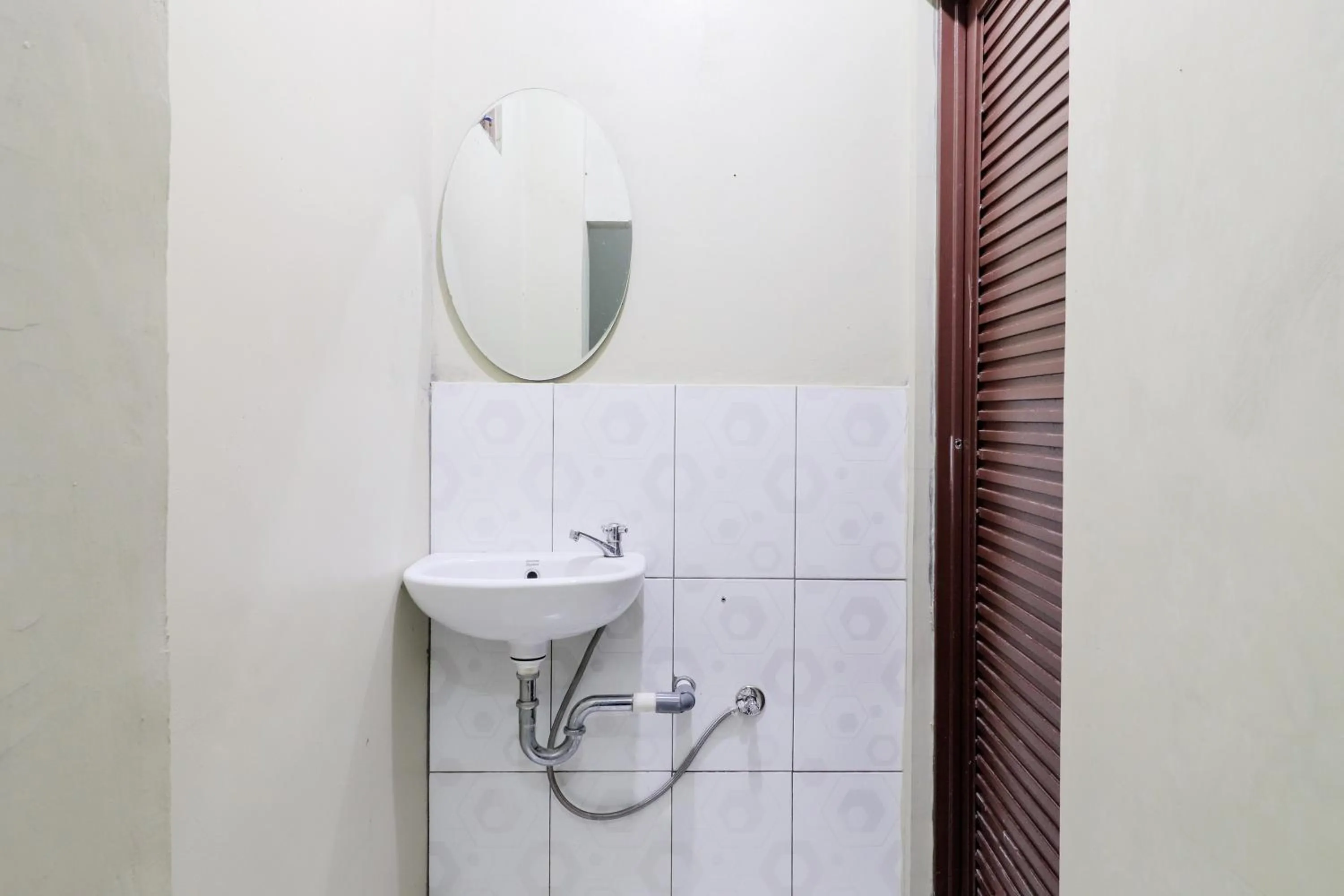 Bathroom in Nurudin House