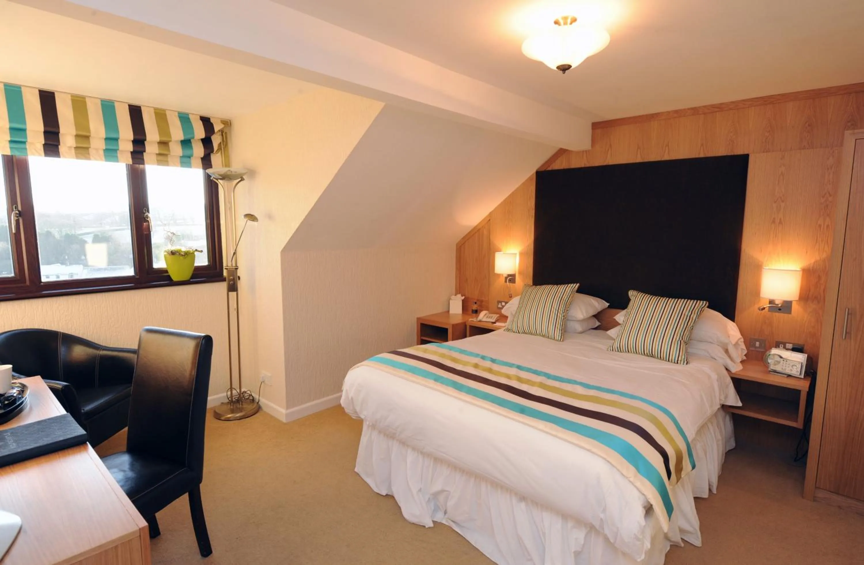 Photo of the whole room, Bed in Wolfscastle Country Hotel