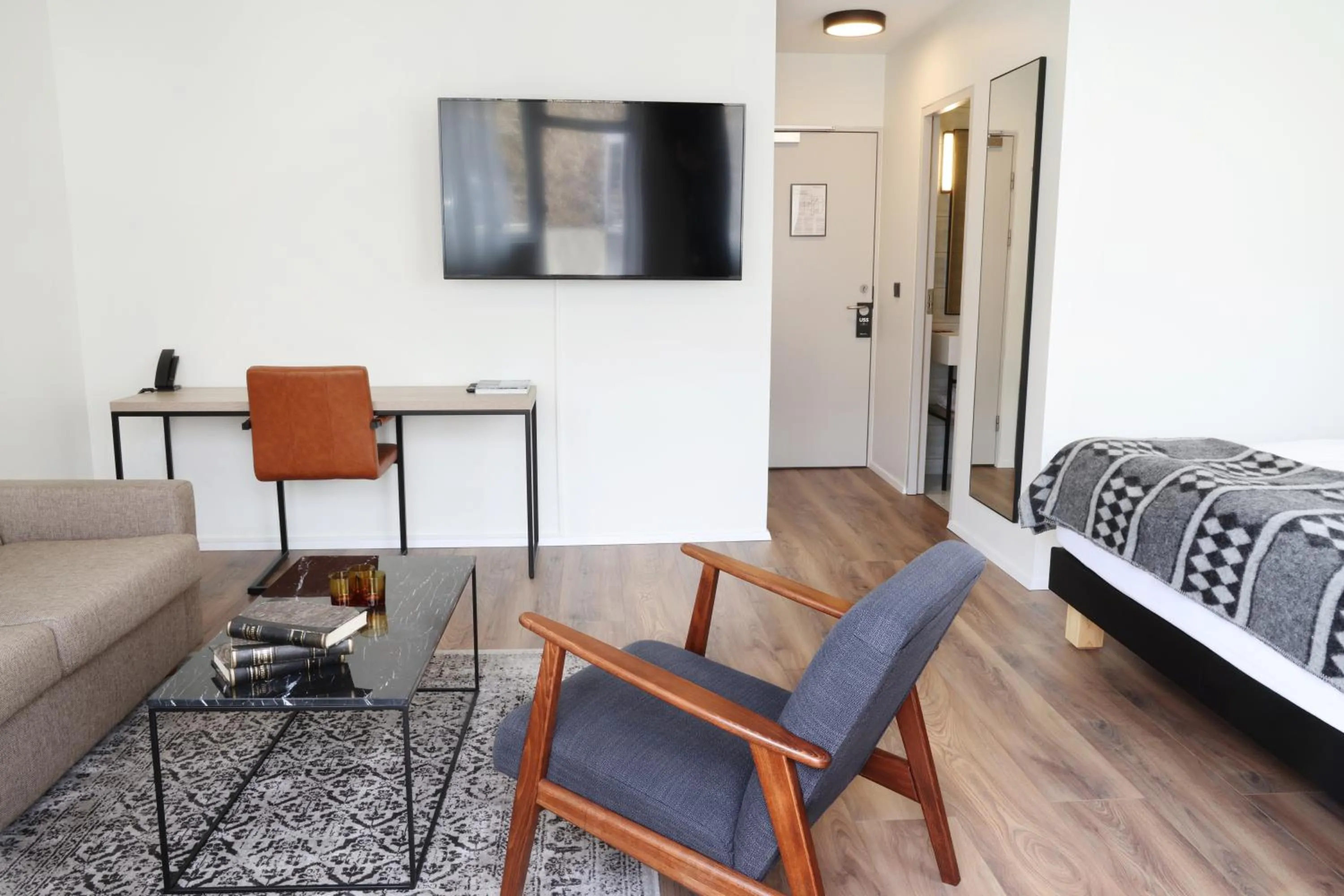 Living room, Bed in Fosshotel Lind