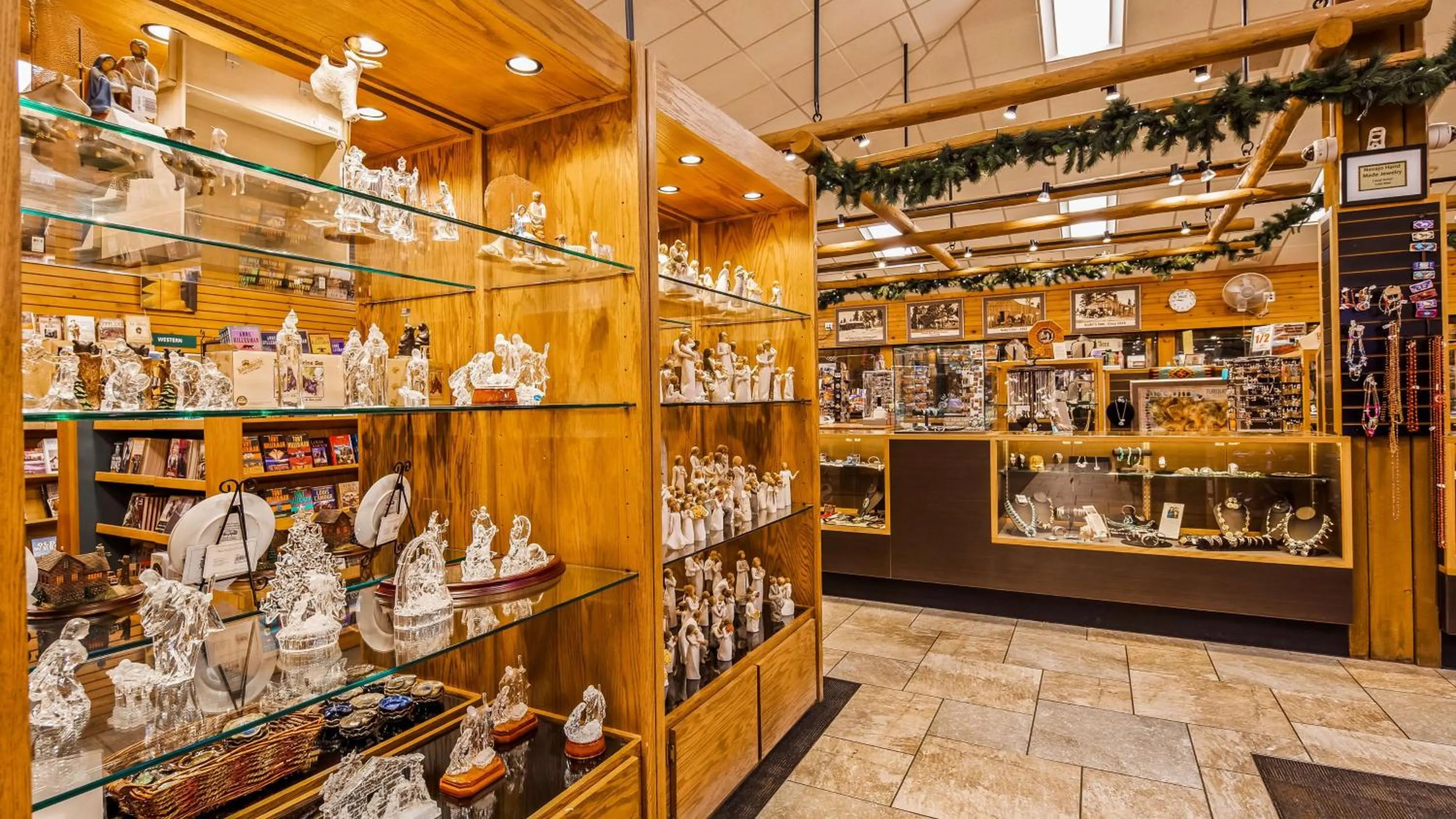 Property building in Best Western PLUS Ruby's Inn