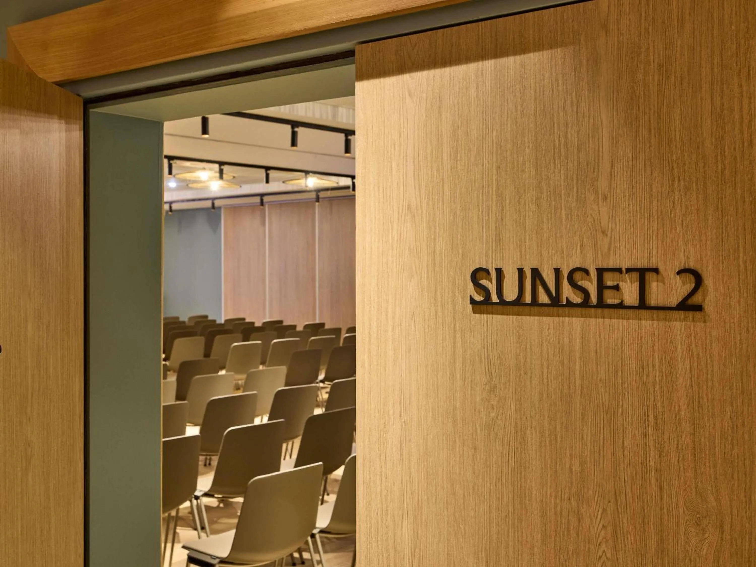 Meeting/conference room in Le Talaia Hôtel & Spa Biarritz - MGallery Collection