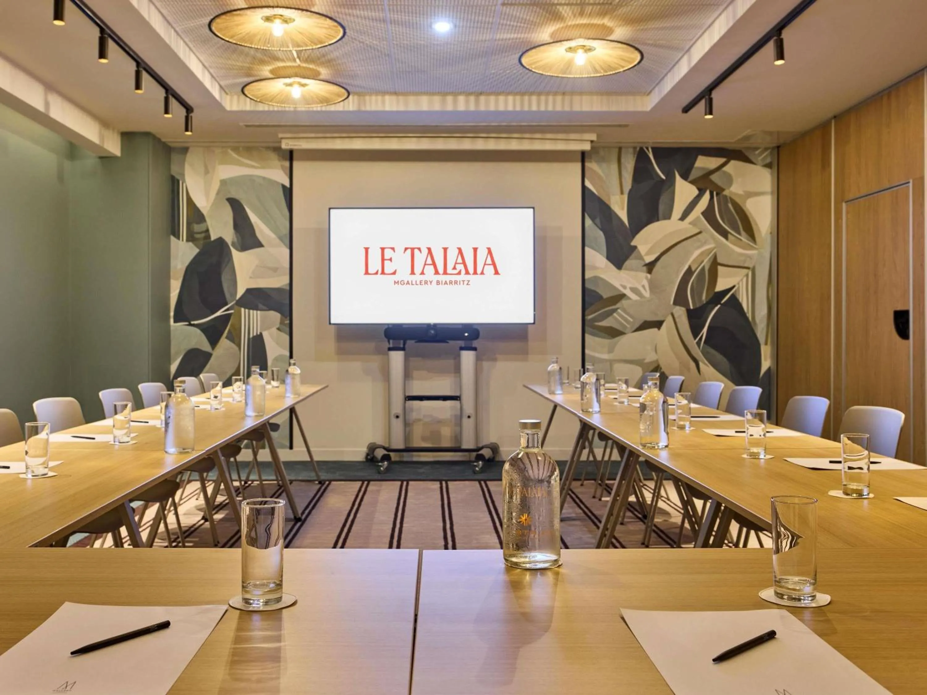 Meeting/conference room in Le Talaia Hôtel & Spa Biarritz - MGallery Collection