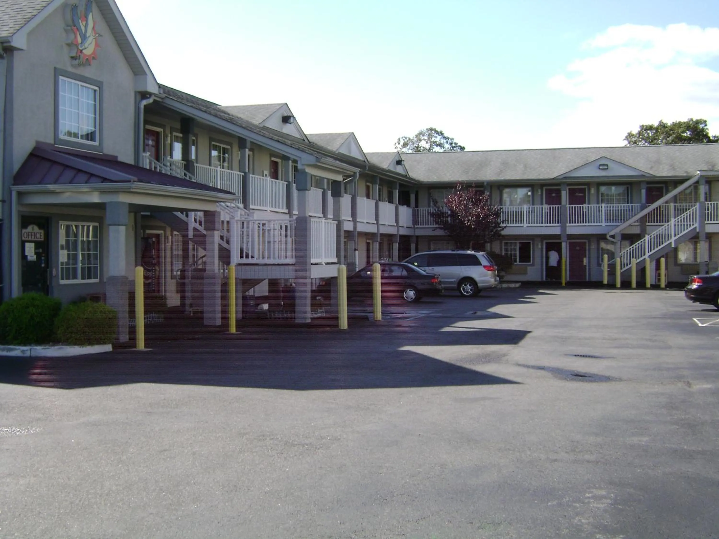 Property building in Haven Inn & Suites