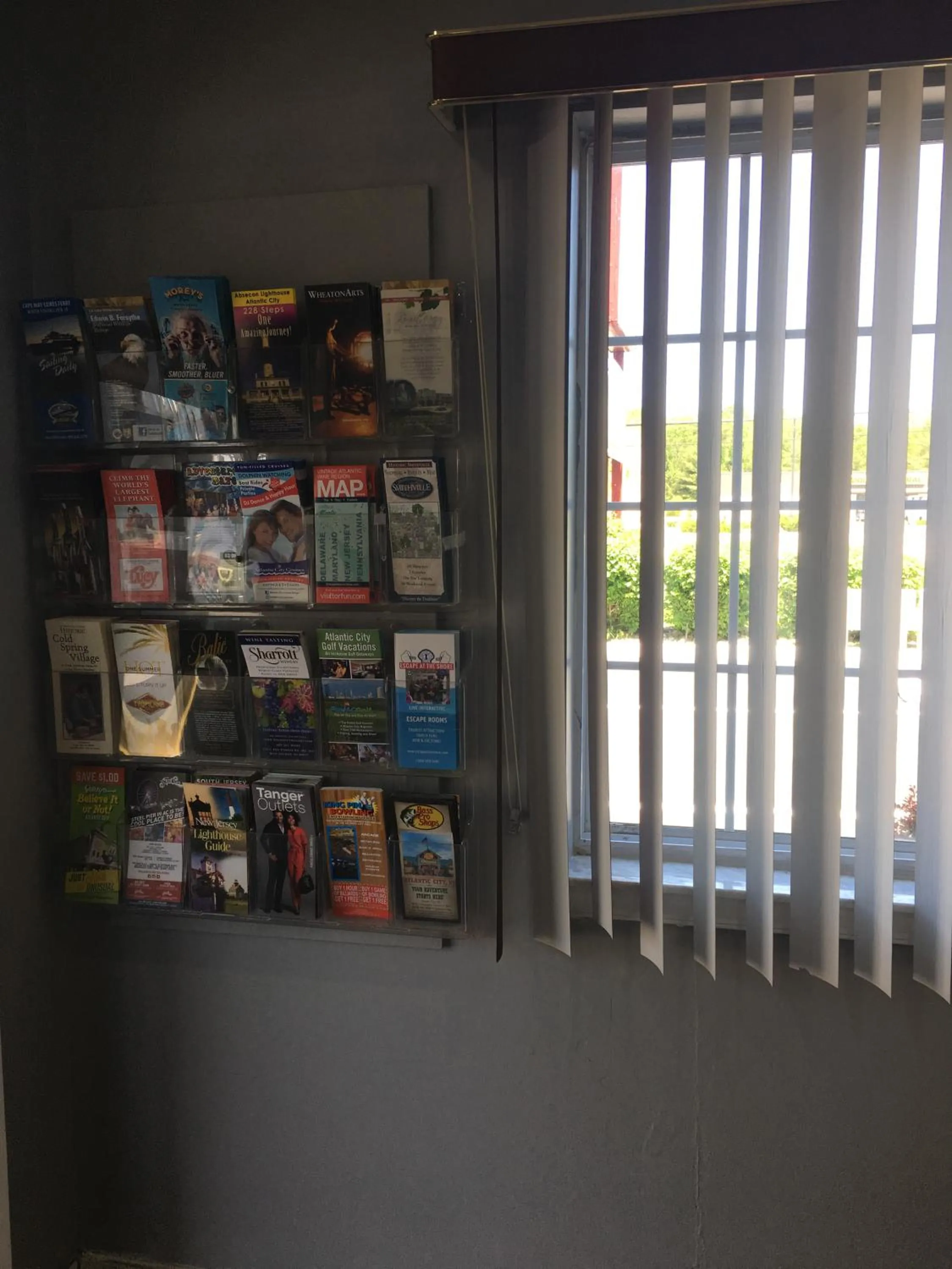 Area and facilities in Haven Inn & Suites