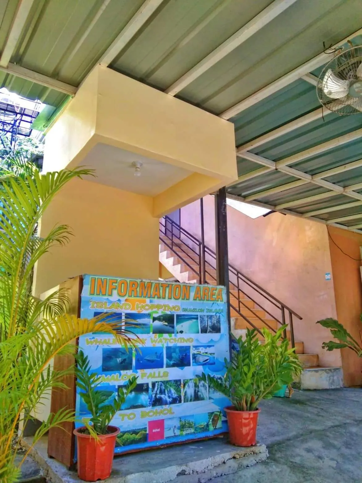 Lobby or reception in D downhill'Place