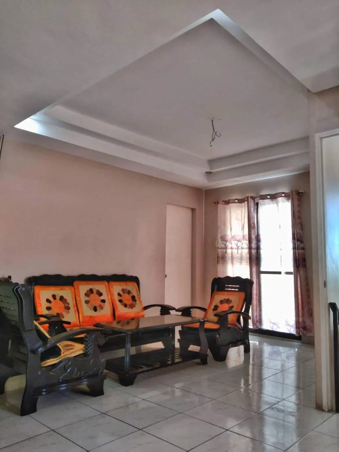 Living room in D downhill'Place