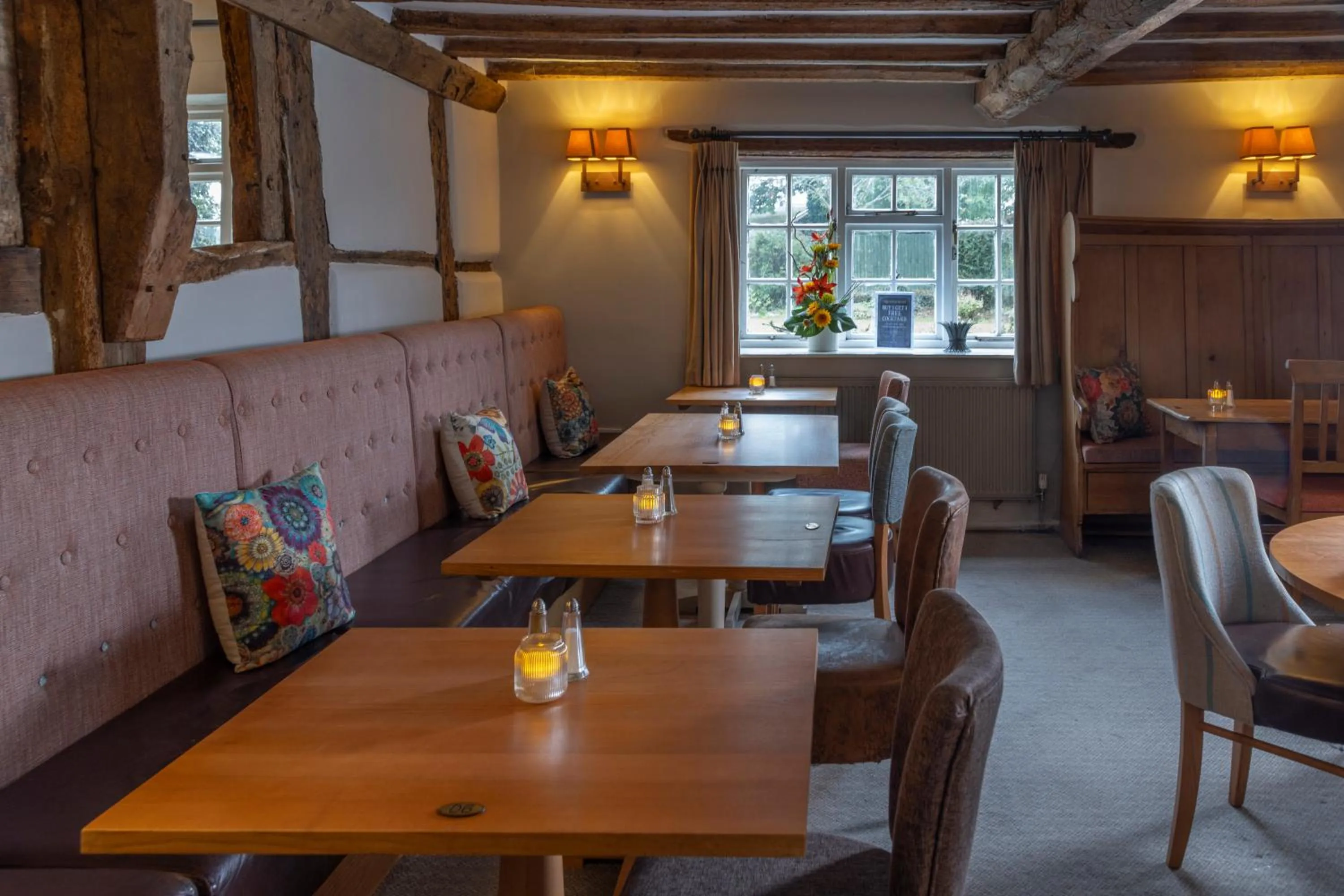 Restaurant/places to eat in Kings Court Hotel Alcester, BW Signature Collection