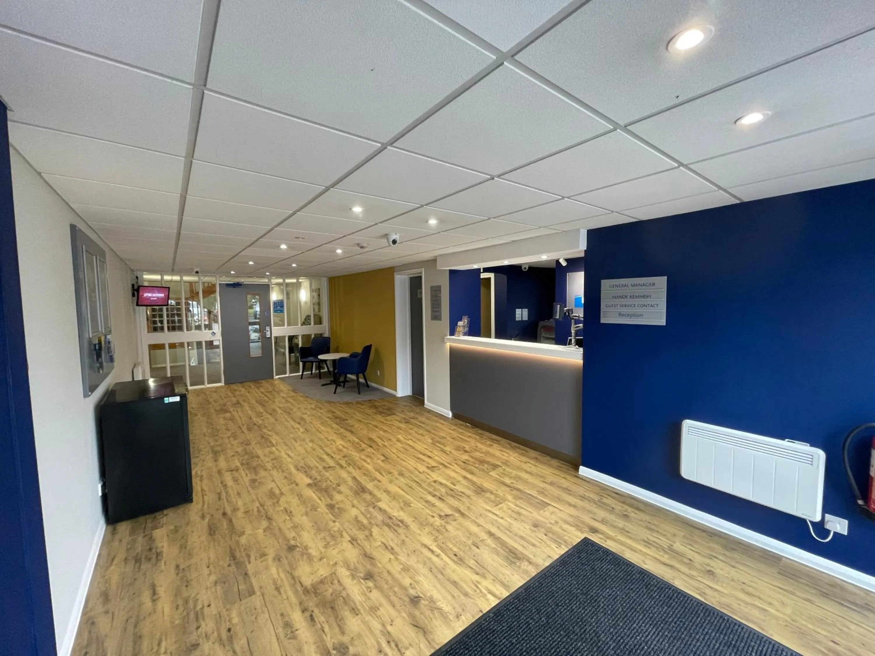 Property building in Days Inn Hotel Sedgemoor