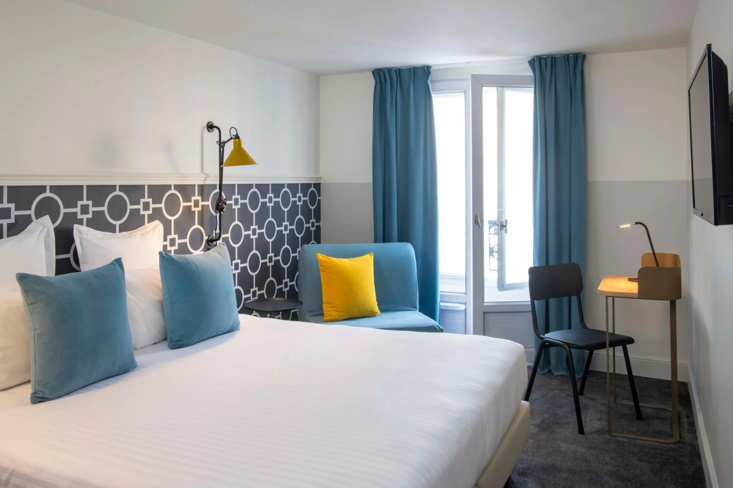 Bed in Hôtel Des Mines