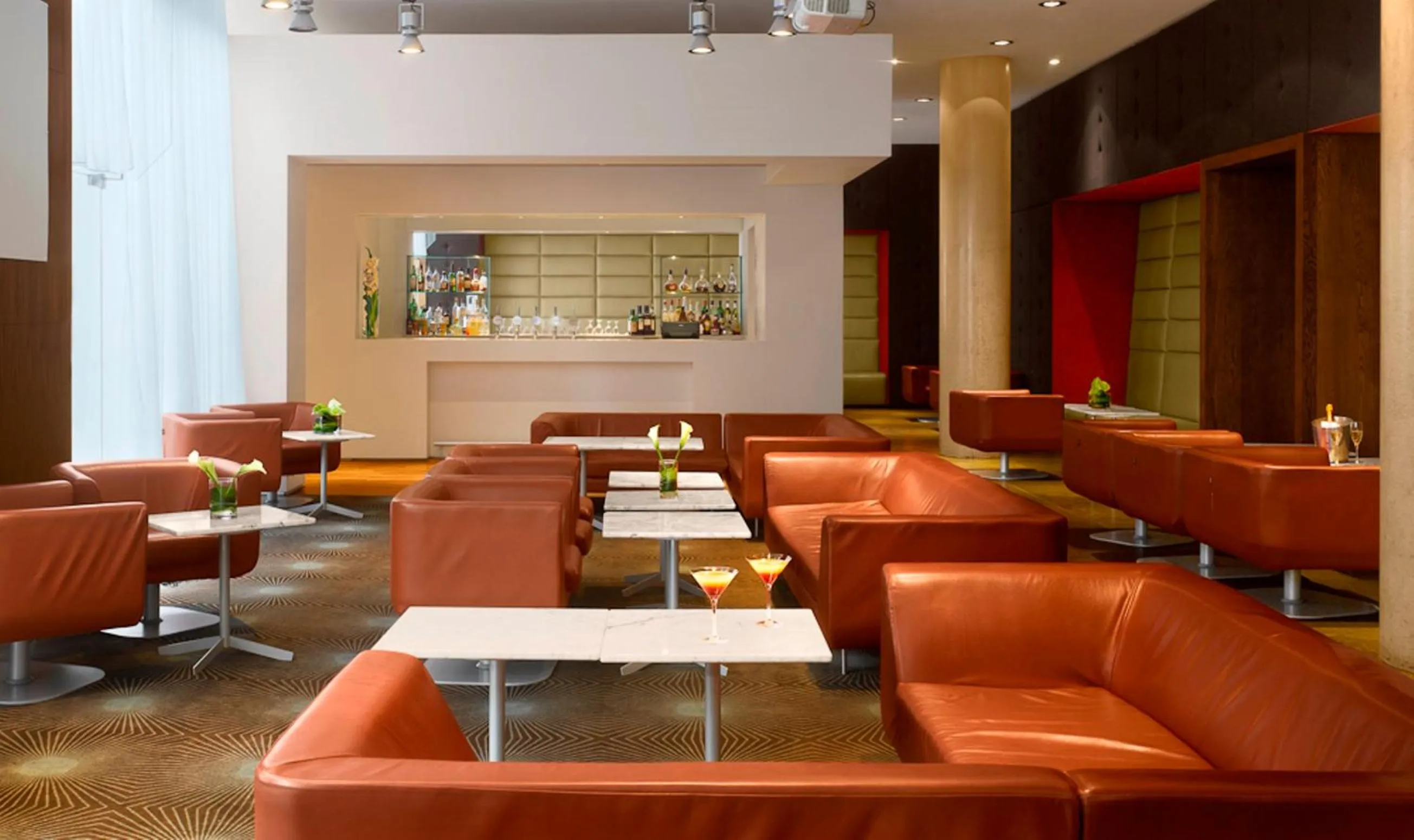 Lounge or bar in Radisson Blu Hotel, Liverpool