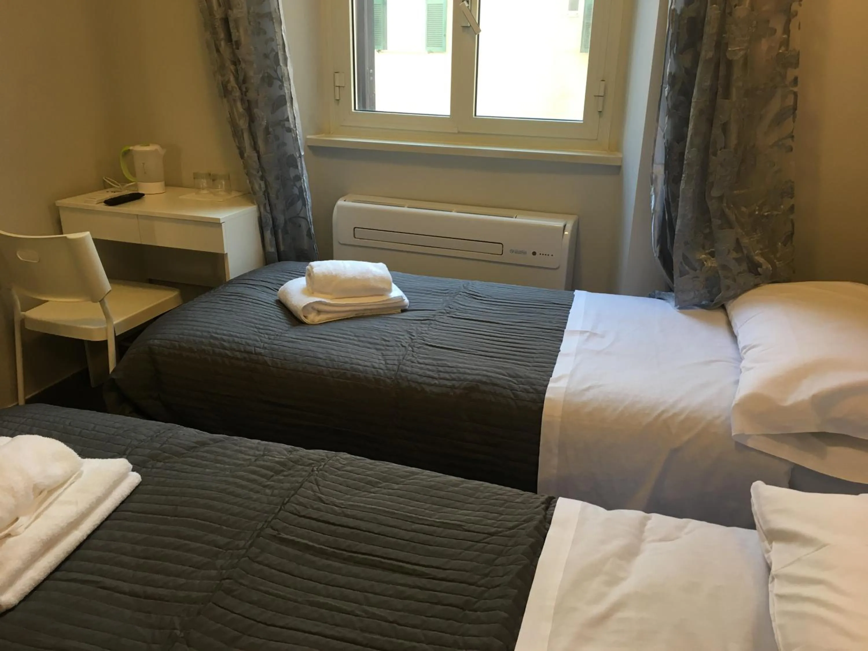 Bed in Favola Romana - Guest House