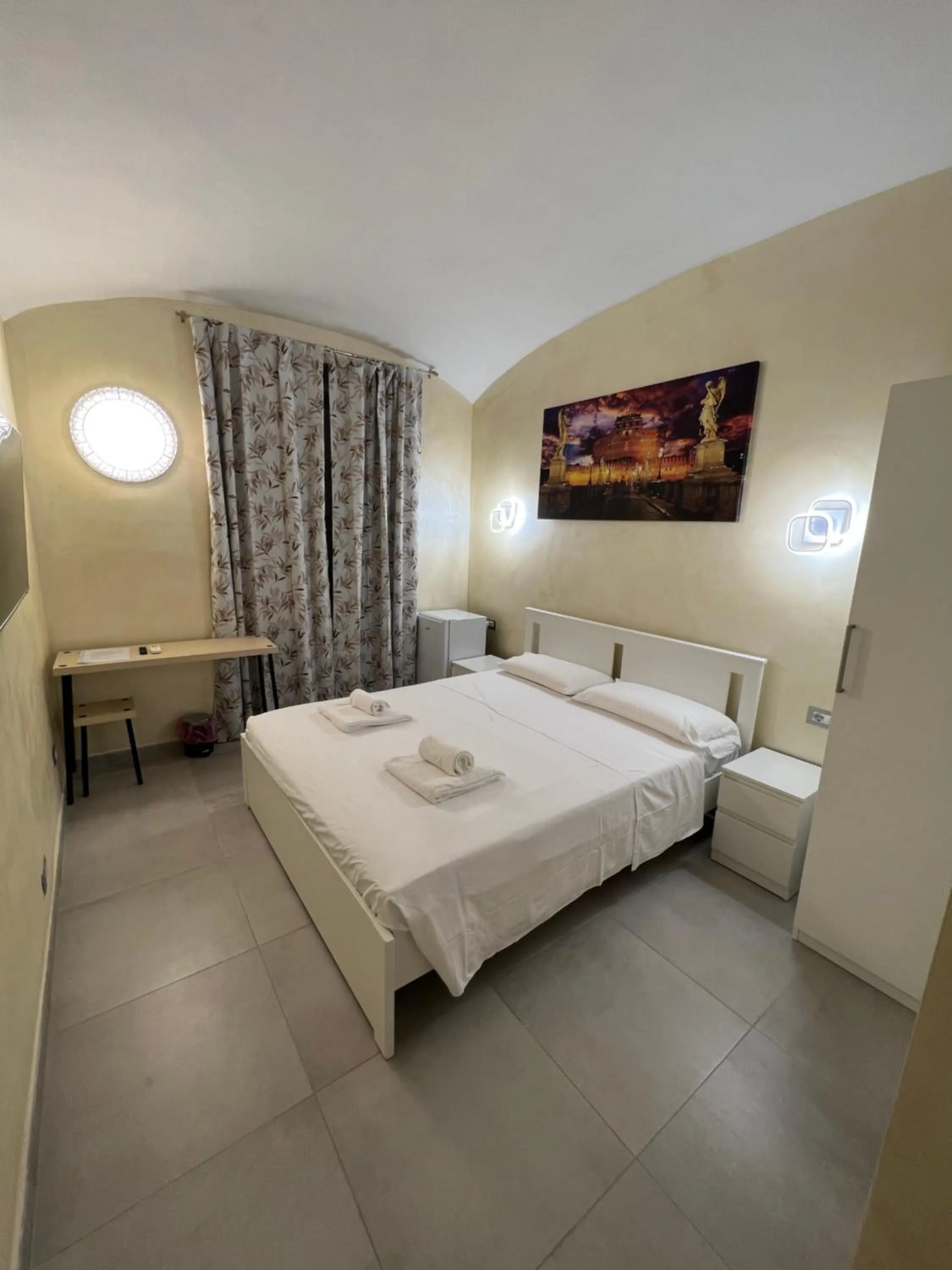 Bedroom, Bed in Favola Romana - Guest House