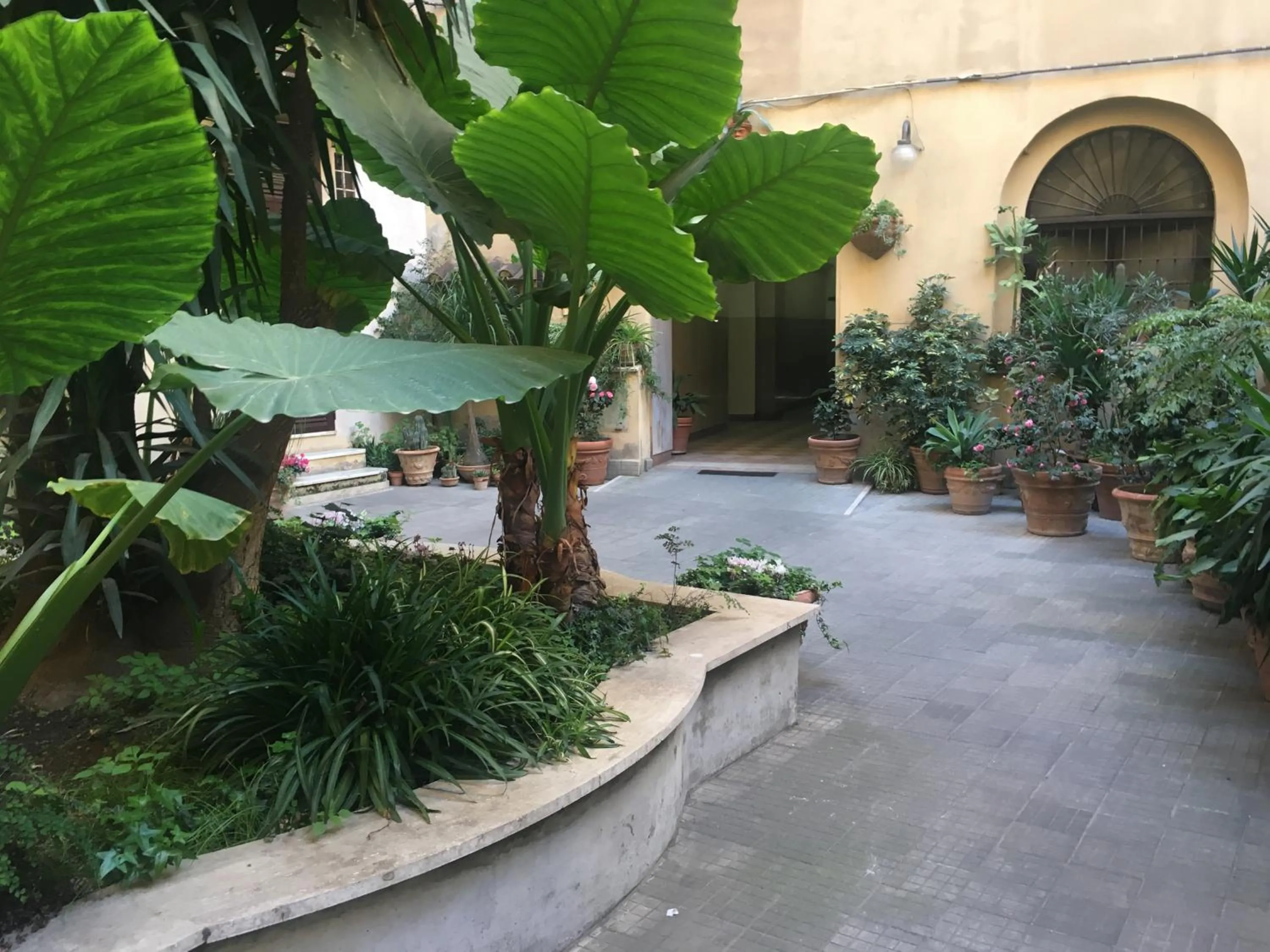 Property building in Favola Romana - Guest House