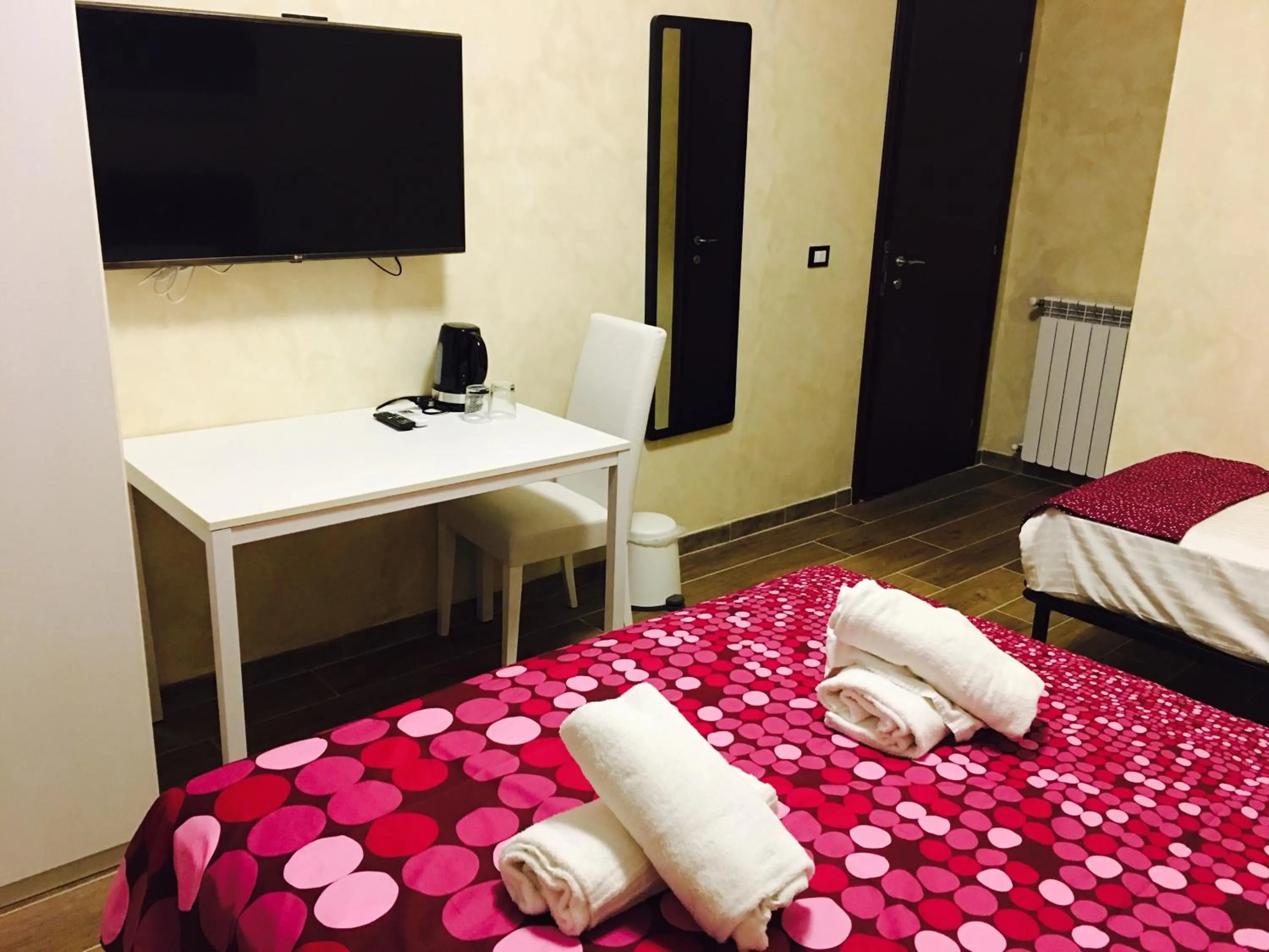 Bedroom, Bed in Favola Romana - Guest House