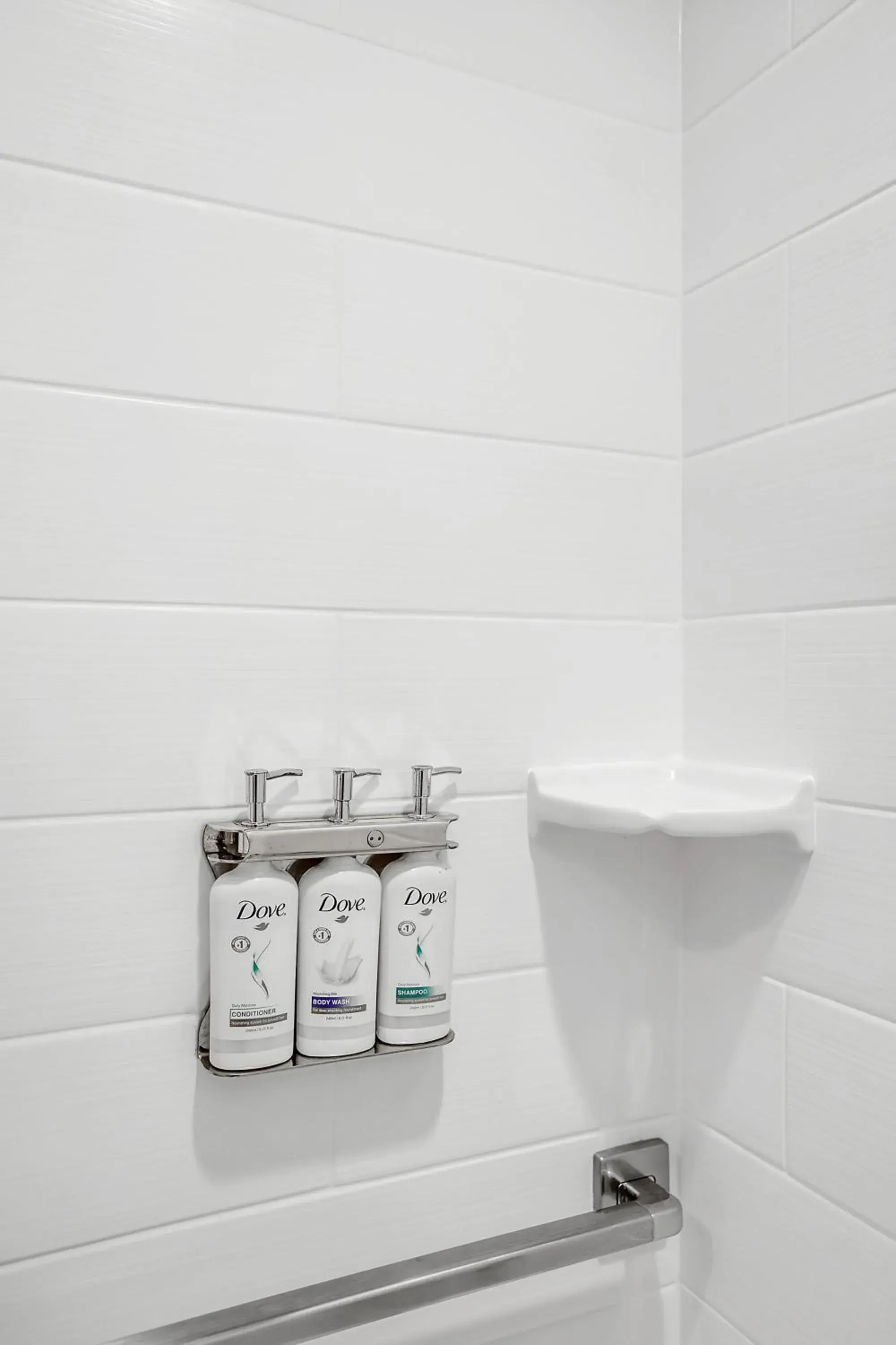 Queen Room with Two Queen Beds - Mobility Access Tub/Non-Smoking in Holiday Inn - Nampa by IHG Queen Room with Two Queen Beds - Mobility Access Tub/Non-Smoking in Holiday Inn - Nampa by IHG