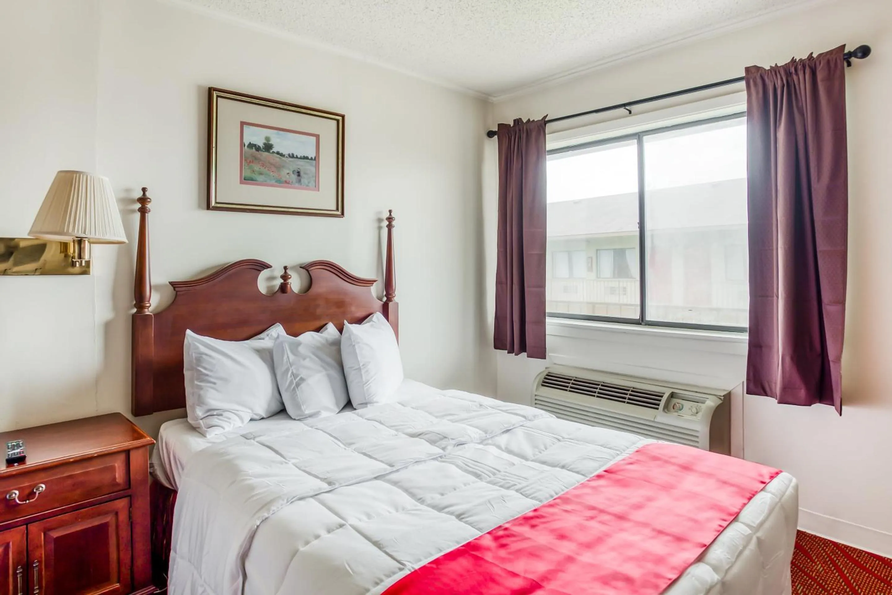 Bedroom, Bed in OYO Hotel San Antonio East
