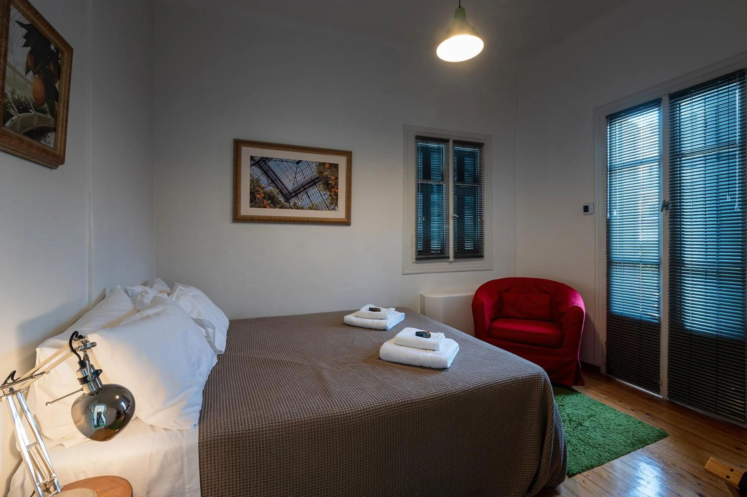 Bedroom, Bed in City Cottage - Kalamata Villas