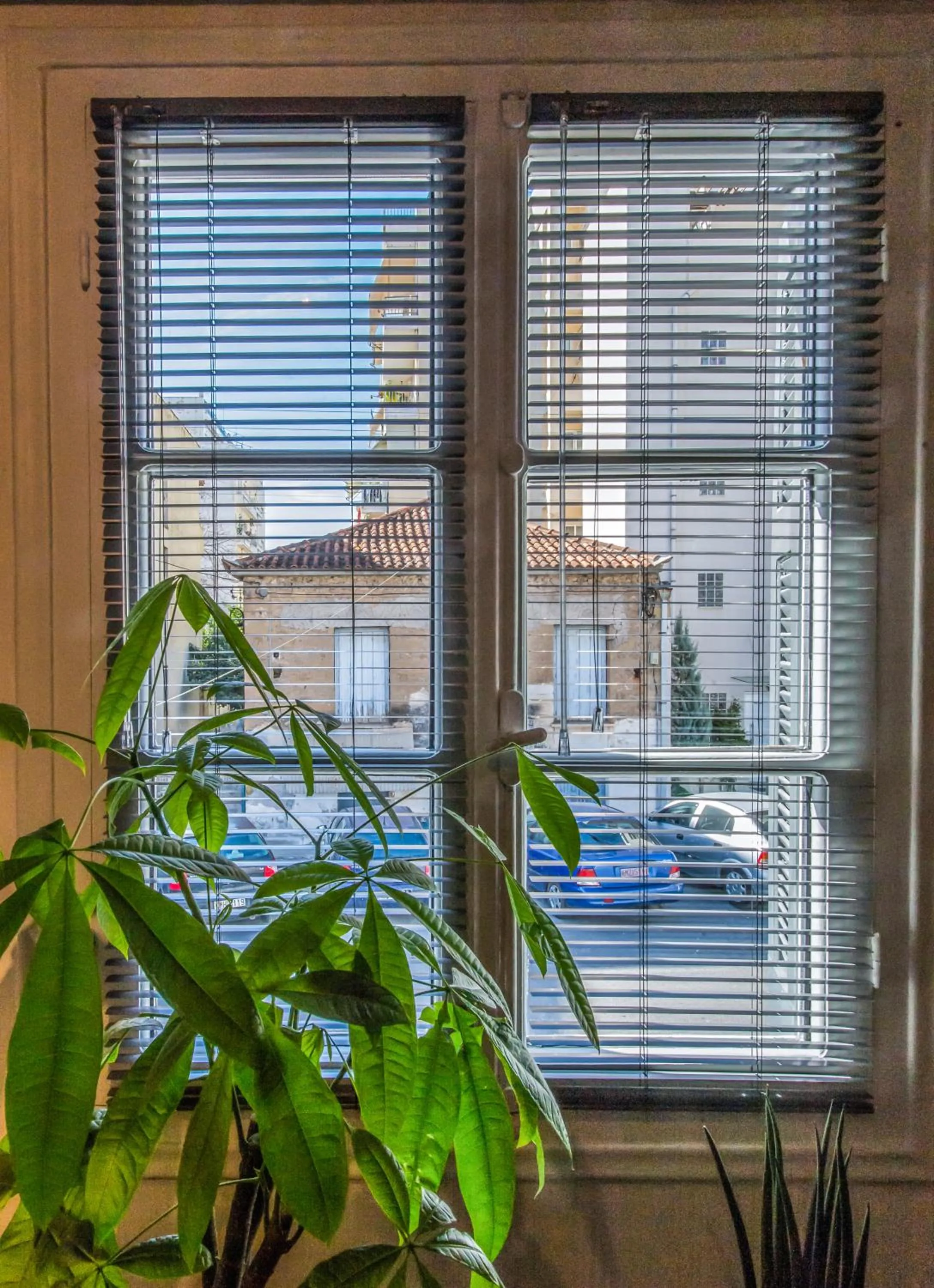 Decorative detail in City Cottage - Kalamata Villas