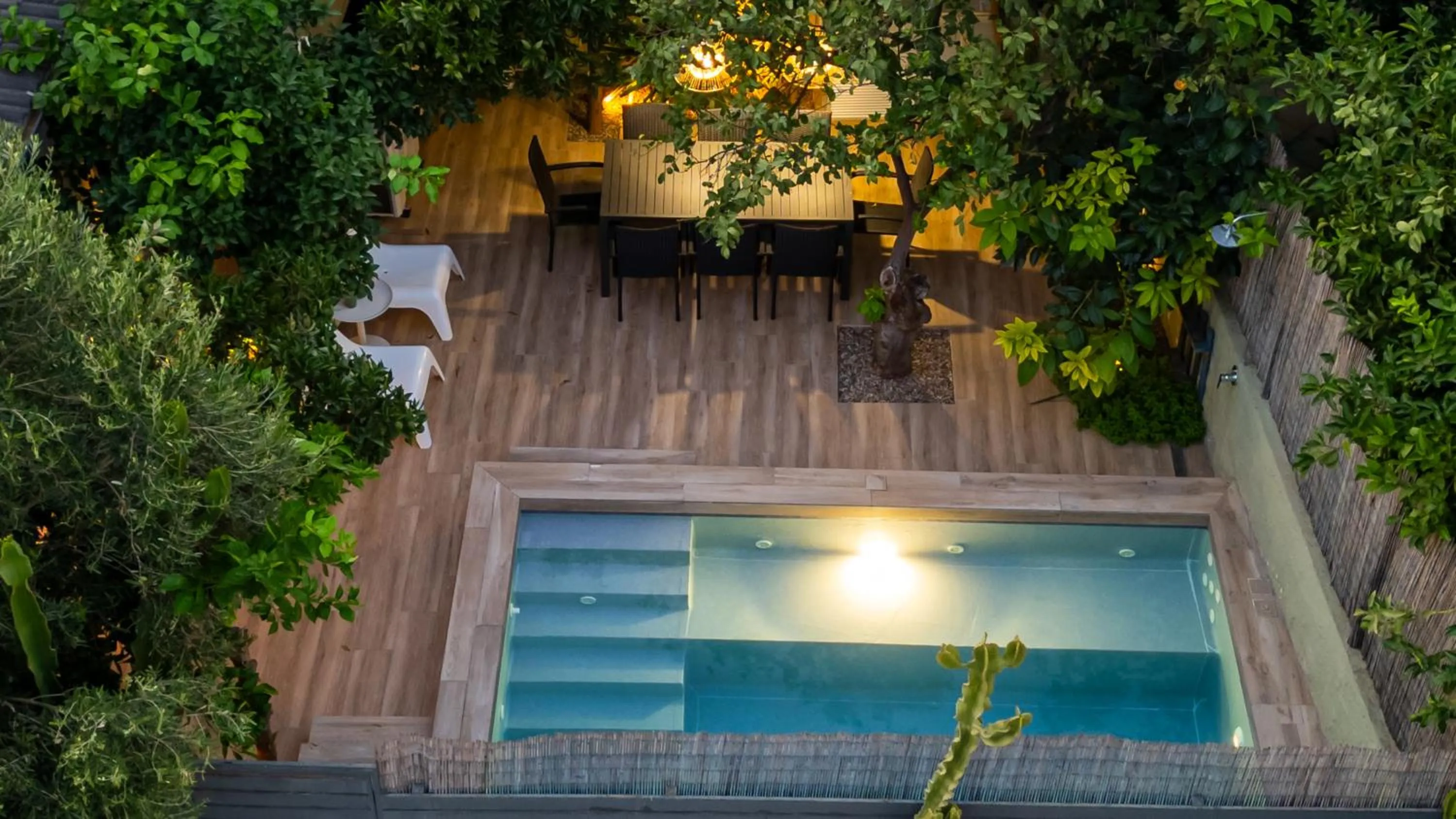 Patio in City Cottage - Kalamata Villas