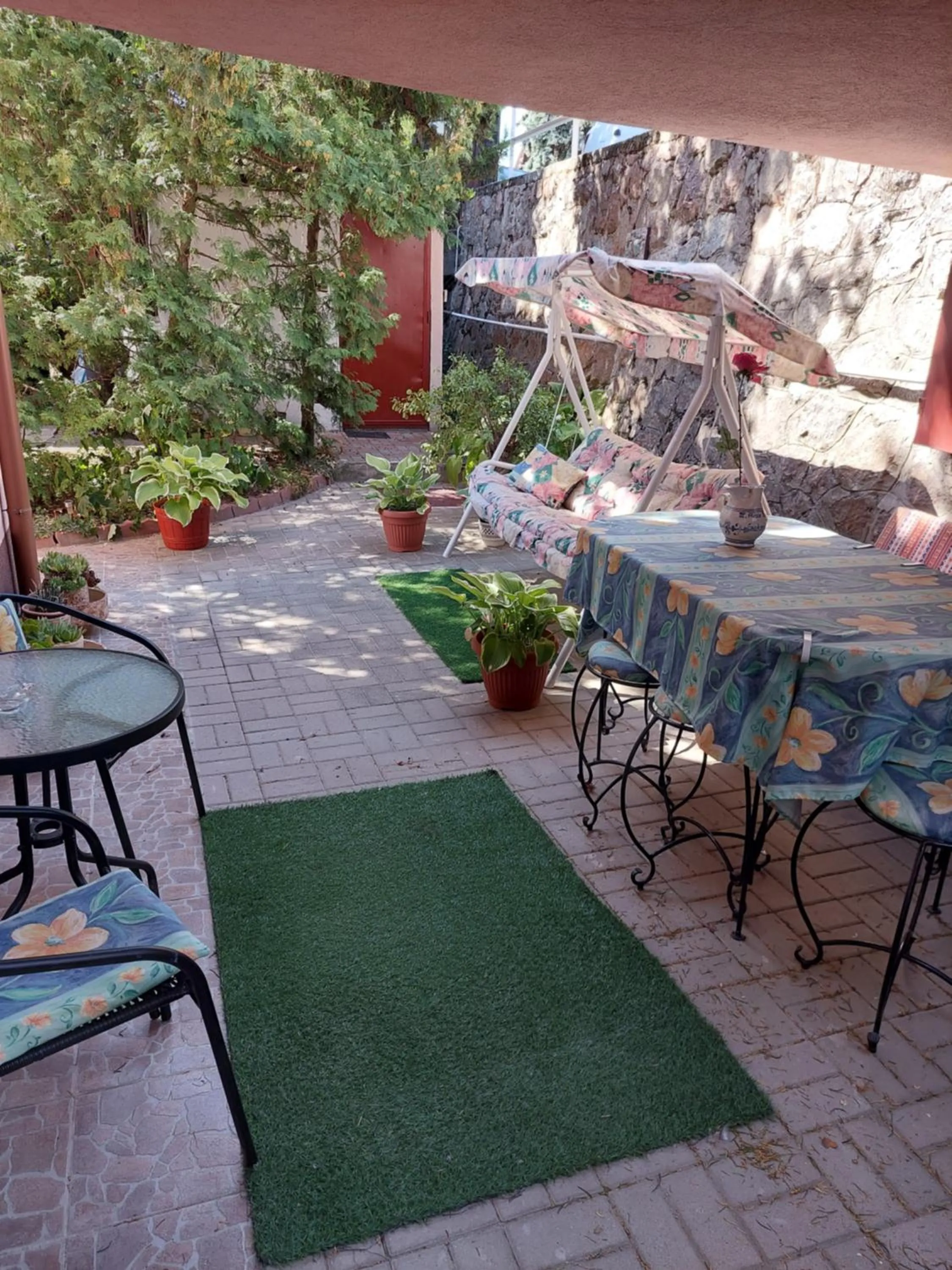 Inner courtyard view in Royal Court Apartman - HU registered IntStud Apartman