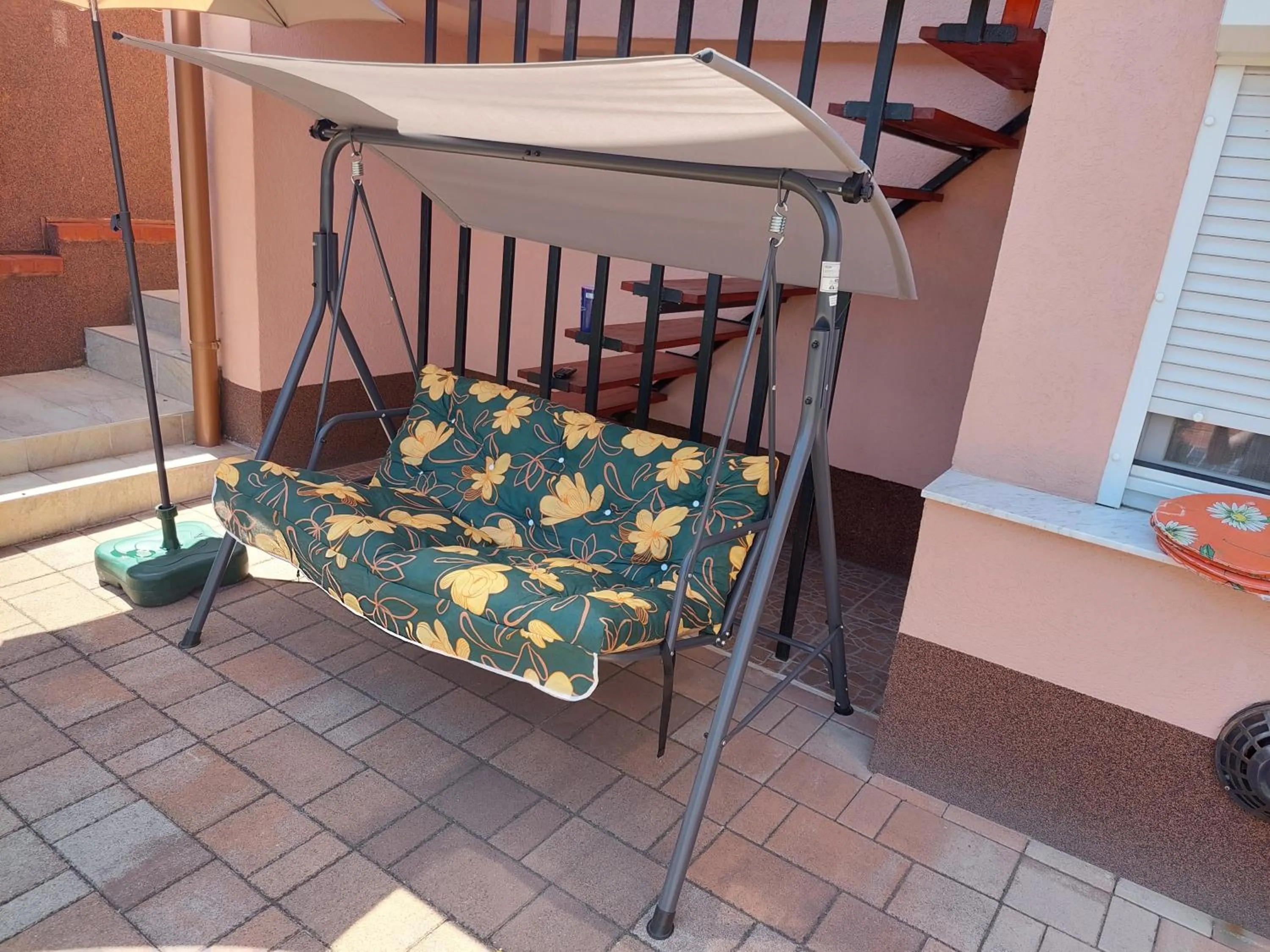Royal Court Apartman - HU registered IntStud Apartman