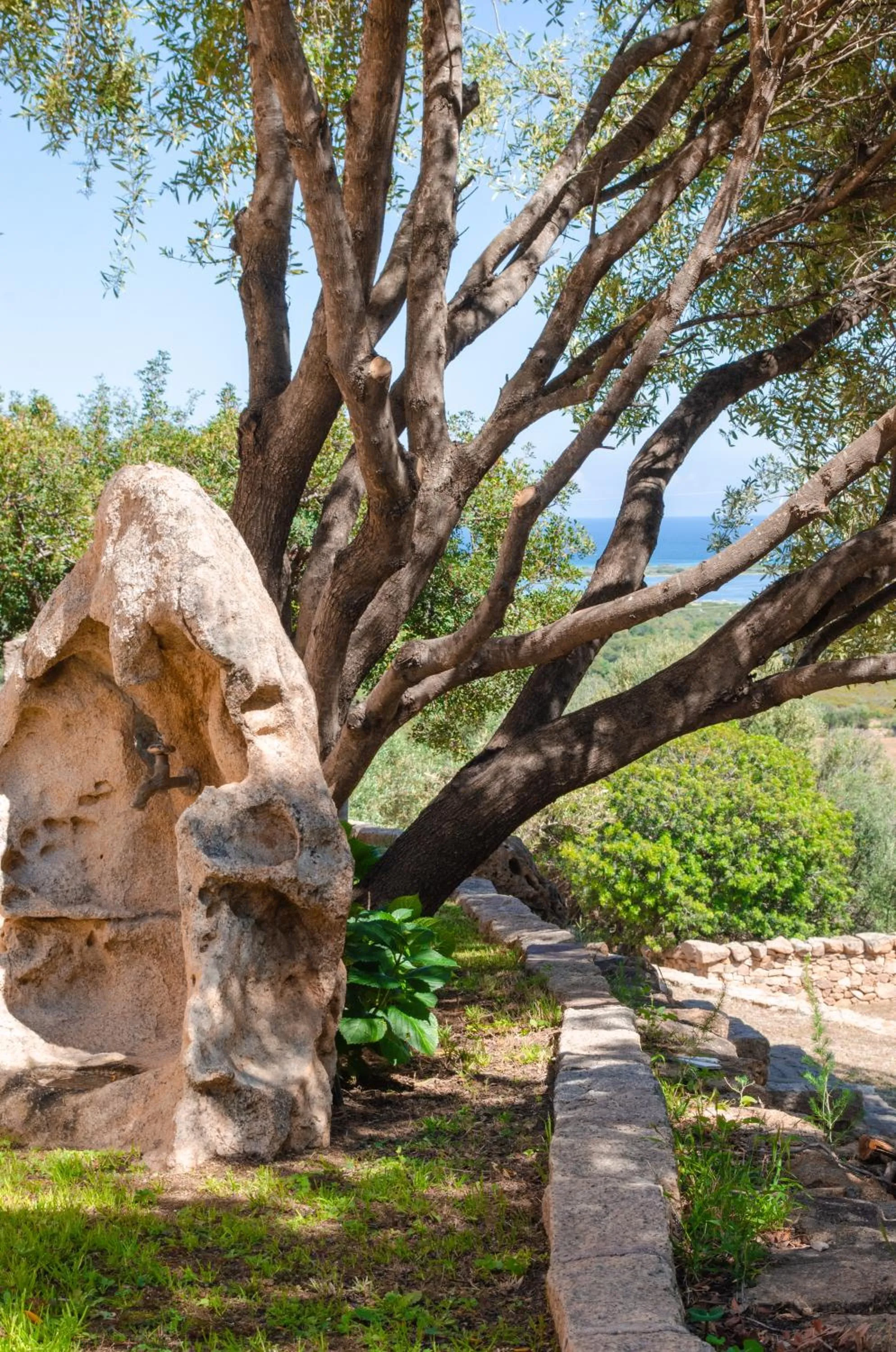 Nearby landmark in La Minditta