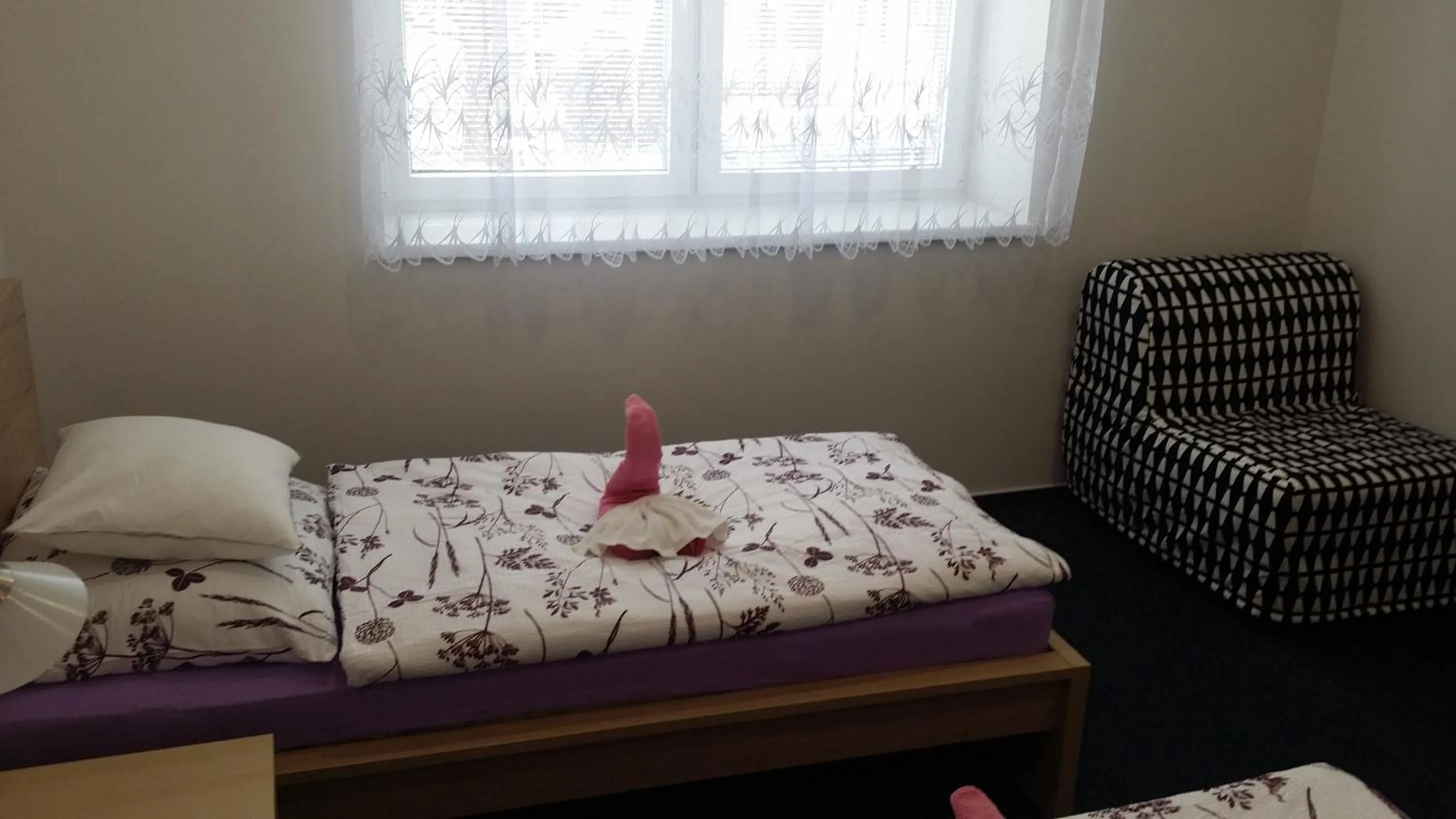 Property building, Bed in Ubytování Němčičky