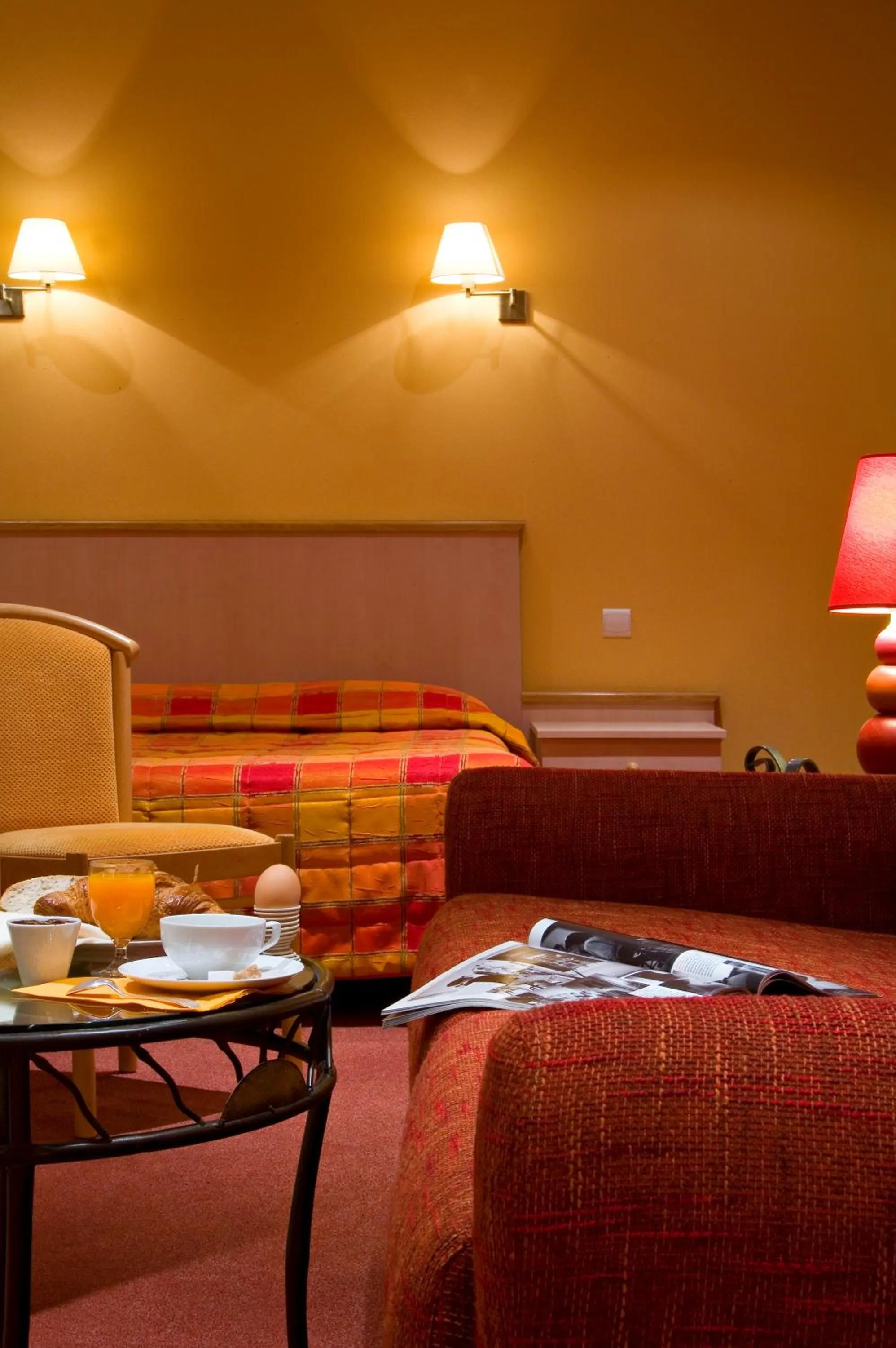 Seating area in Hotel Restaurant Le Parc