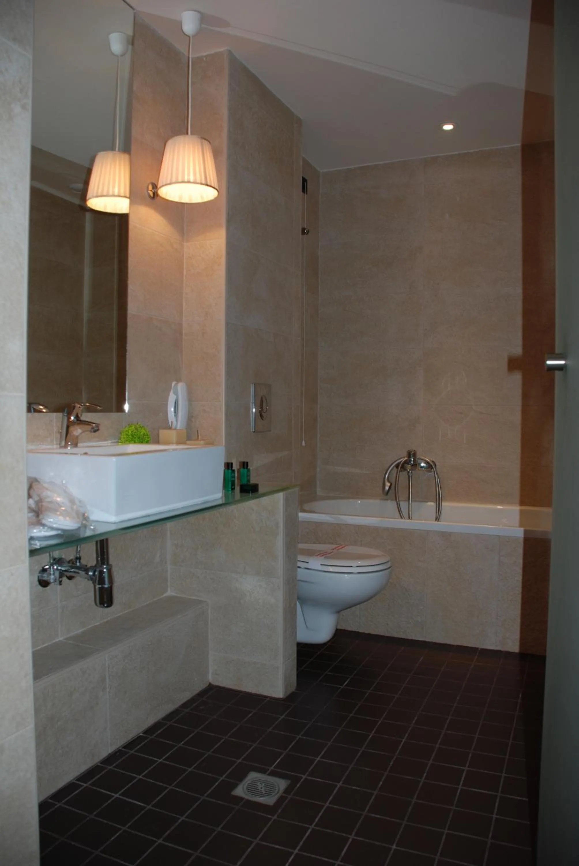 Bathroom in Dovitel Boutique Hotel