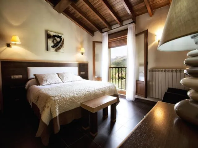 Day, Bed in Hotel & Spa Villa de Mestas