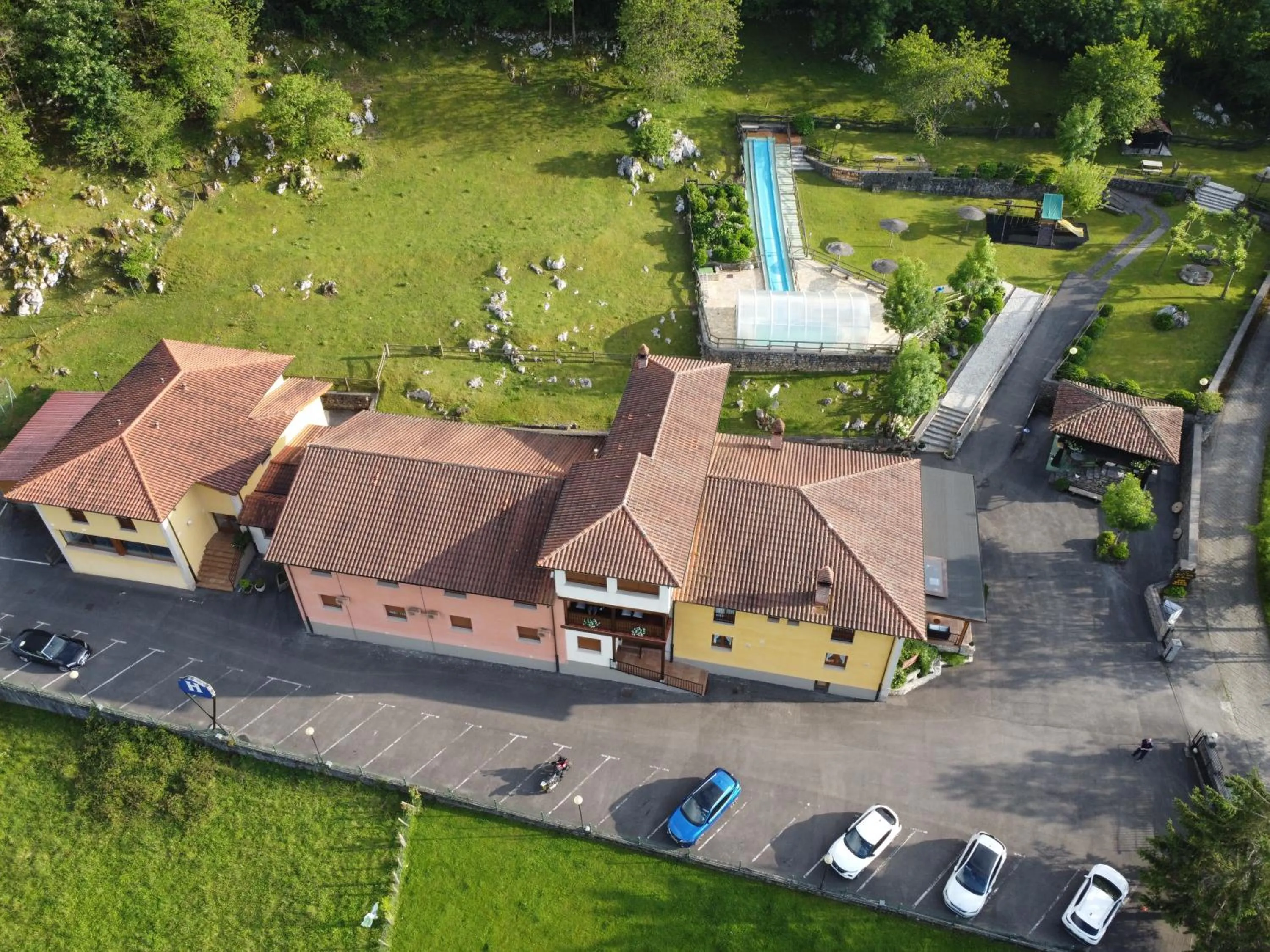 Property building in Hotel & Spa Villa de Mestas