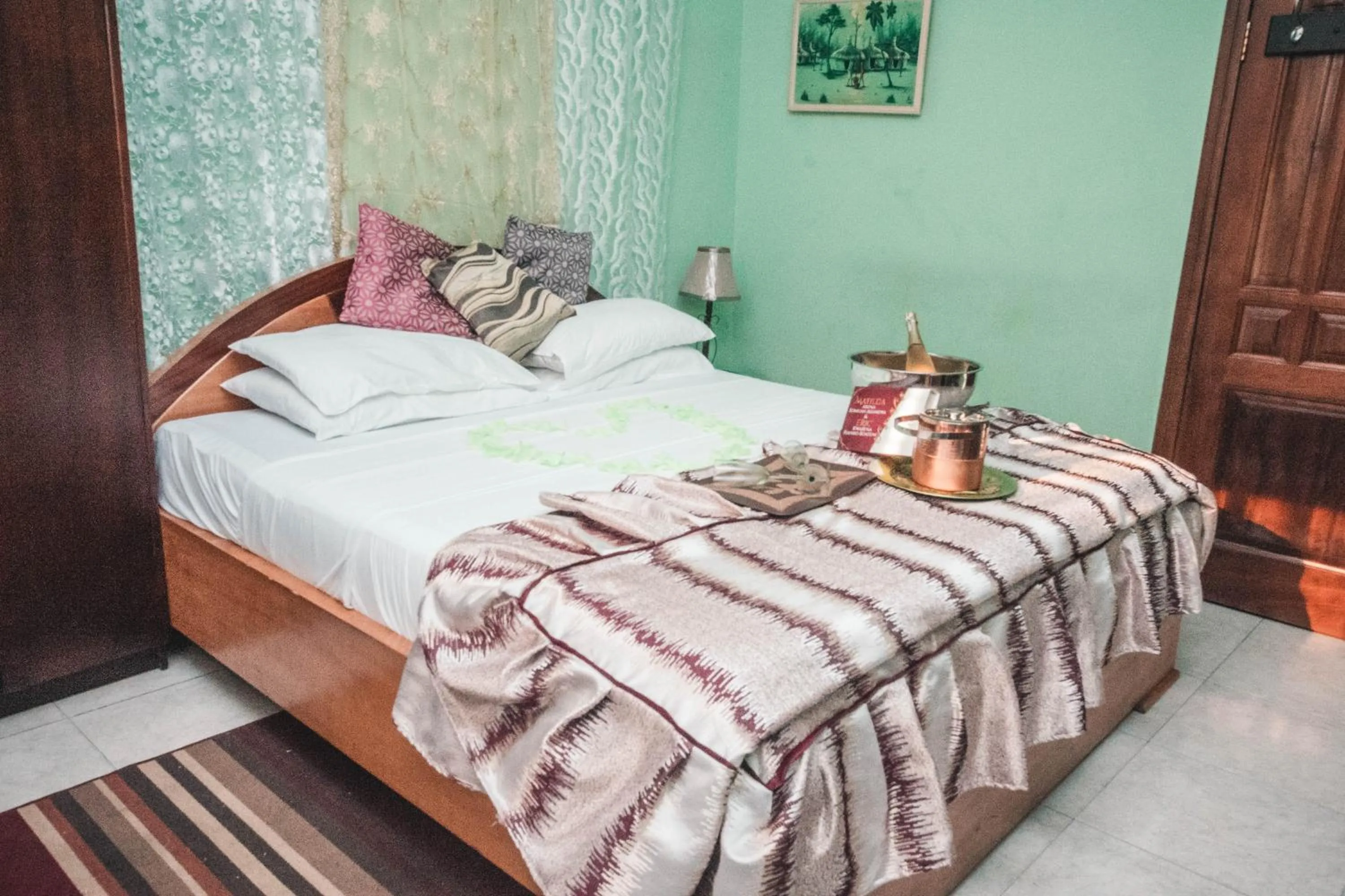 Bed in Jesiwa B's Little Palace