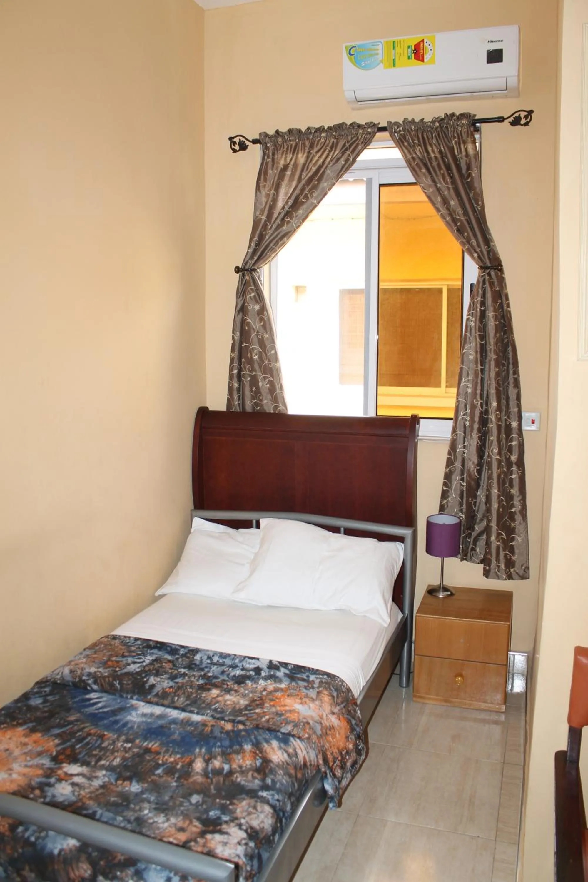 Bed in Jesiwa B's Little Palace