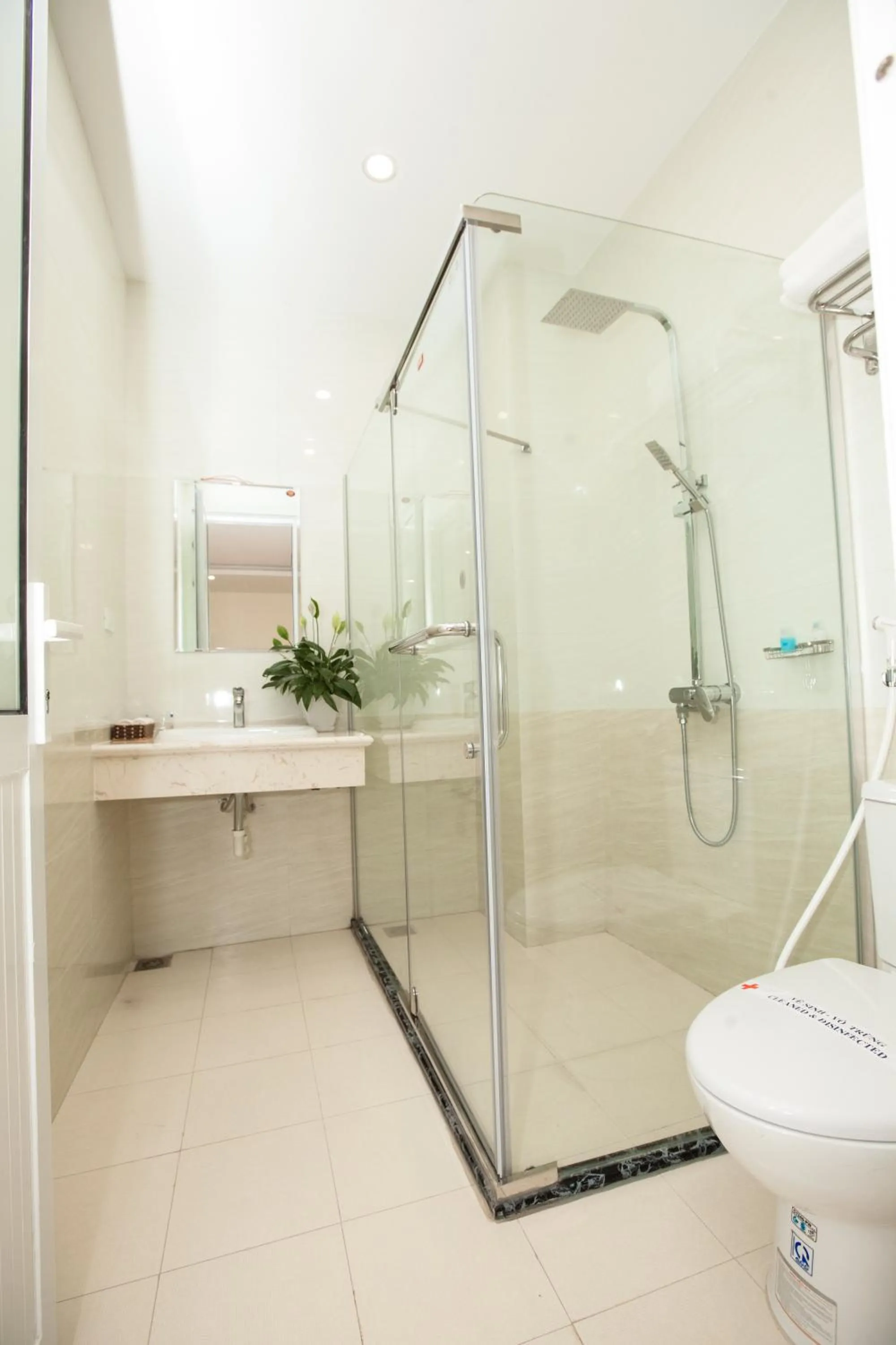 Bathroom in HalongSeoul Hotel