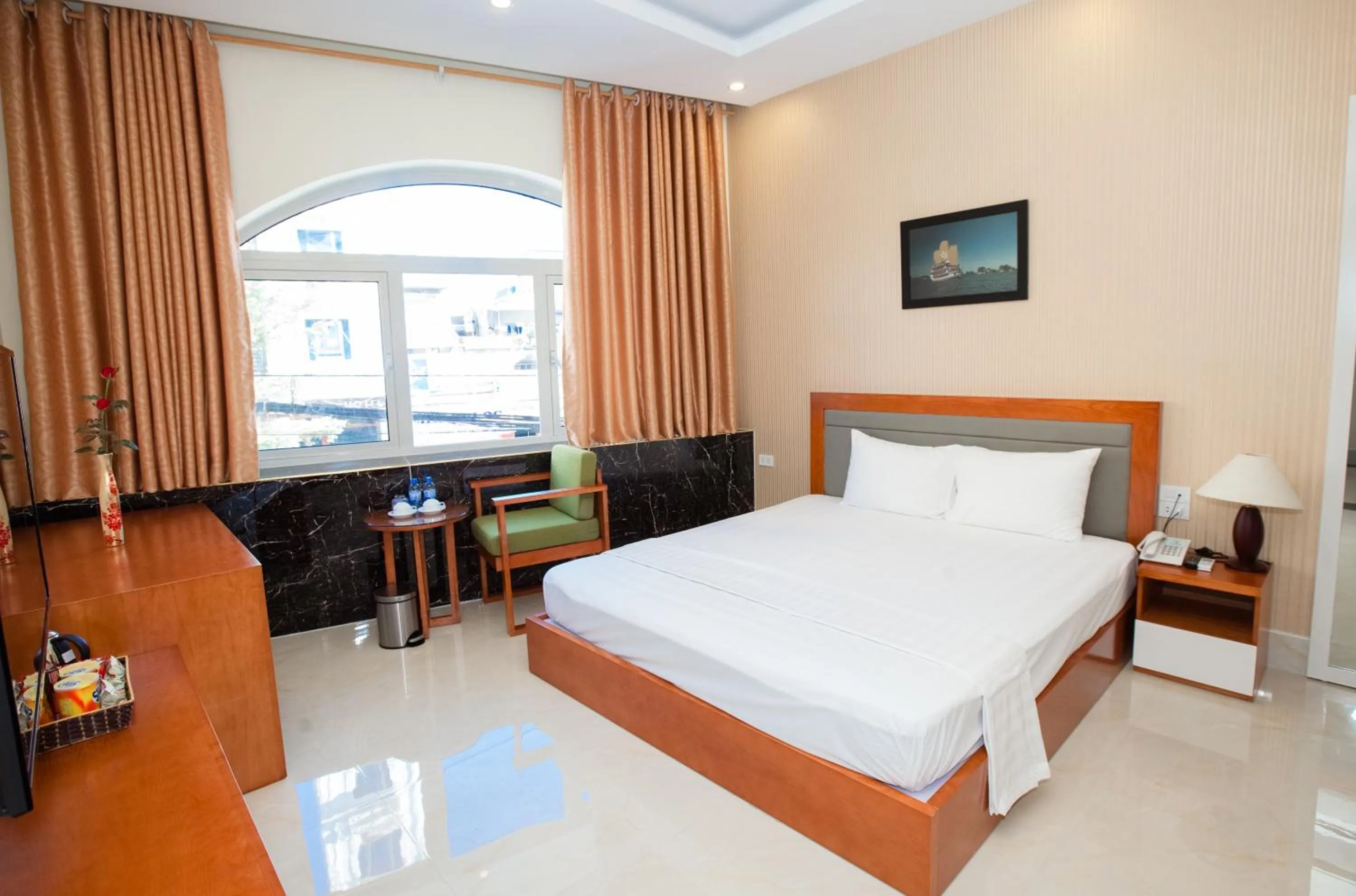 Bed in HalongSeoul Hotel