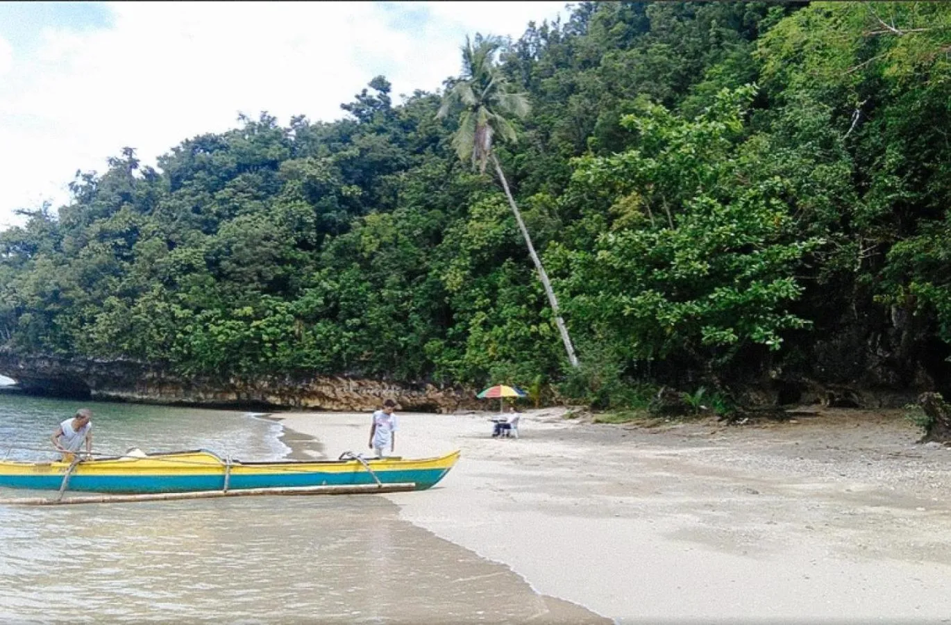 Nearby landmark in RedDoorz @ Western Highway Lodge Hotel