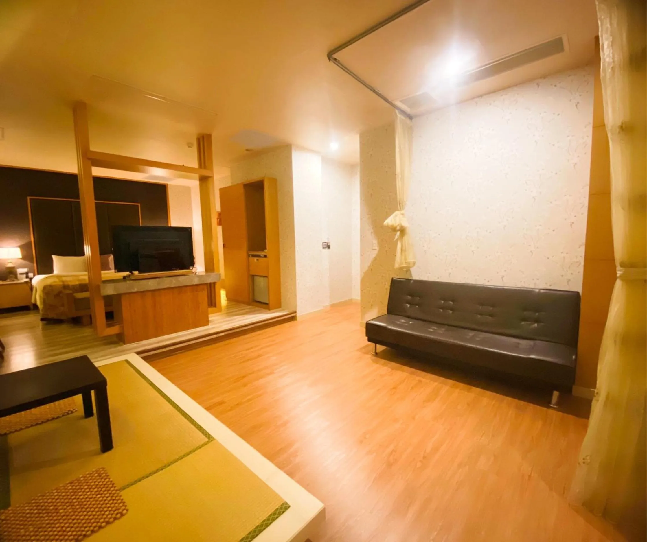 Bed in Hua Xiang Motel