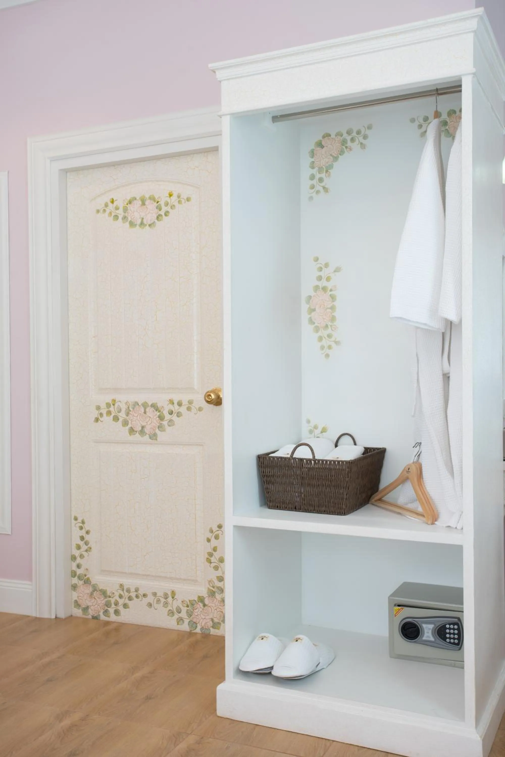 Bedroom in Hillsborough The English Country House Hotel & Leisure