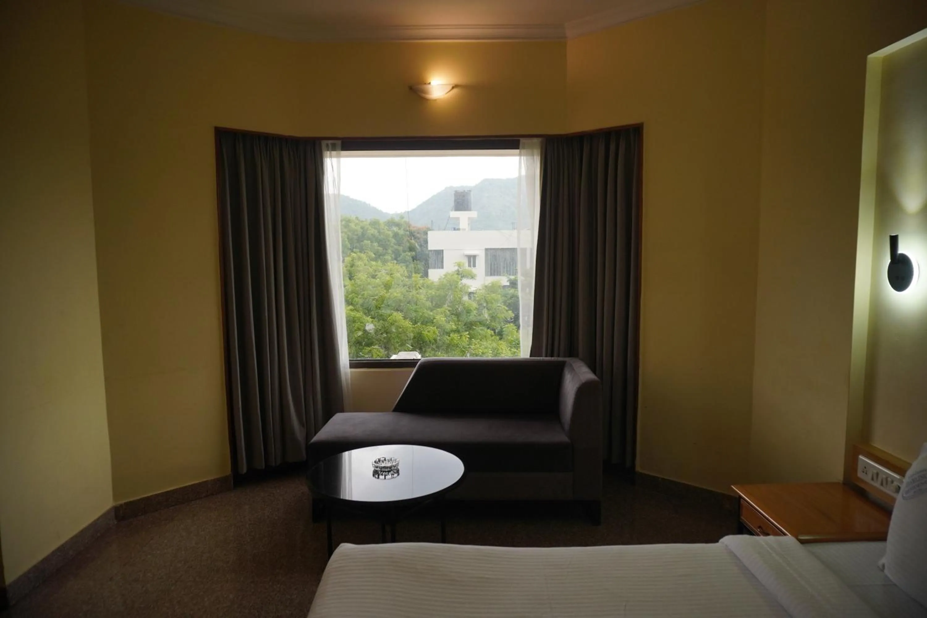 Living room, Bed in Darling Residency