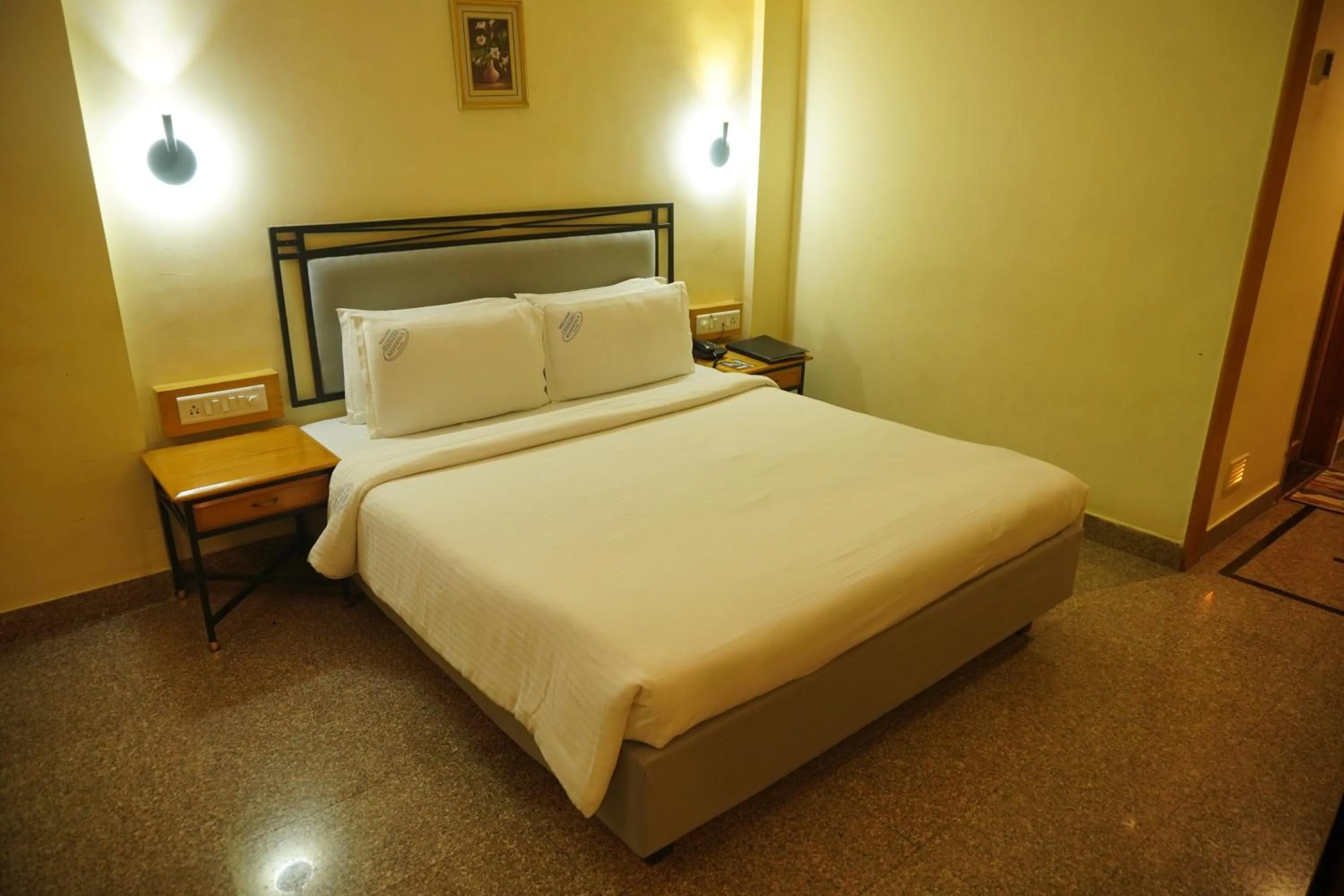 Bed in Darling Residency