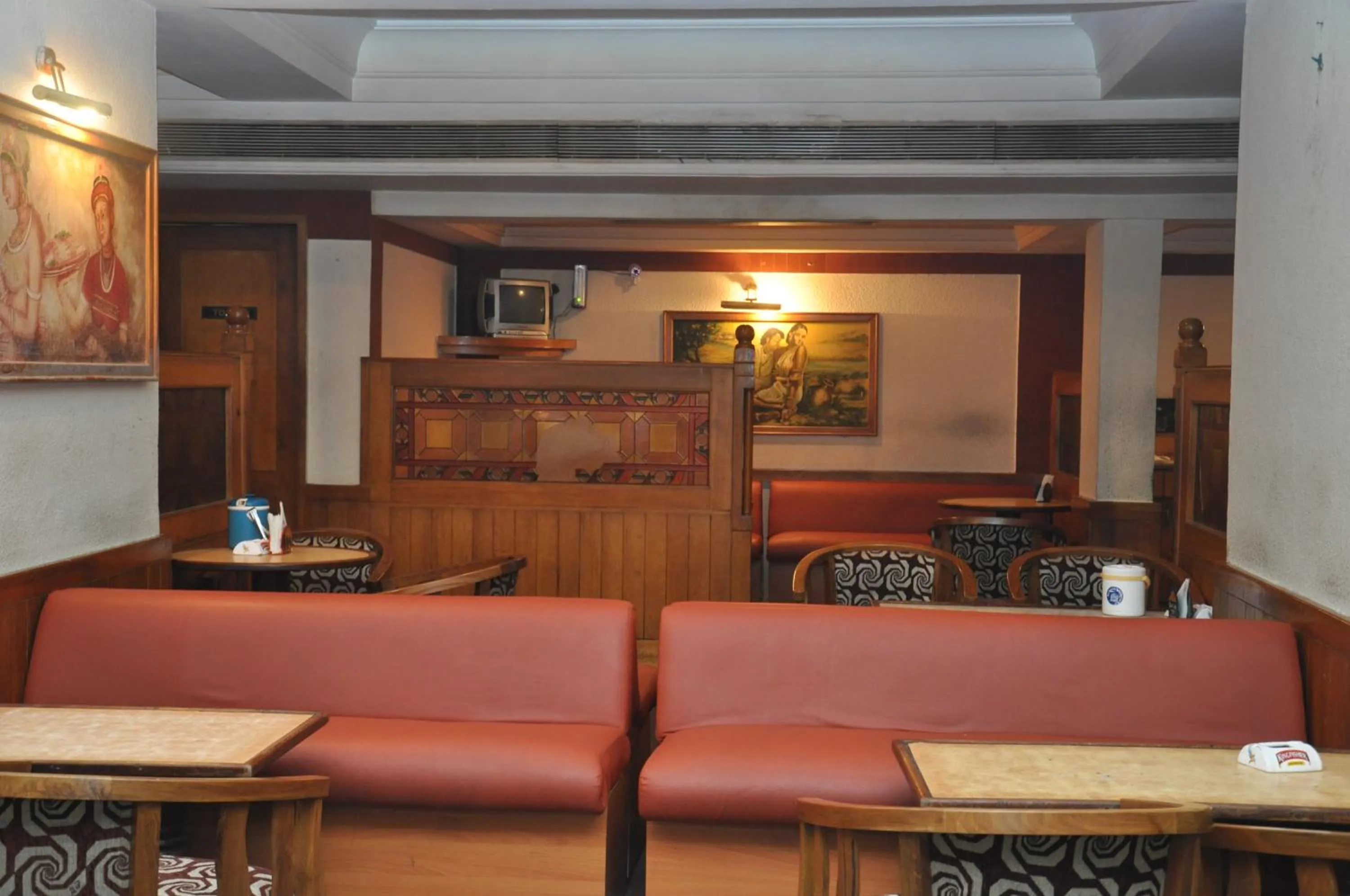 Alcoholic drinks in Darling Residency